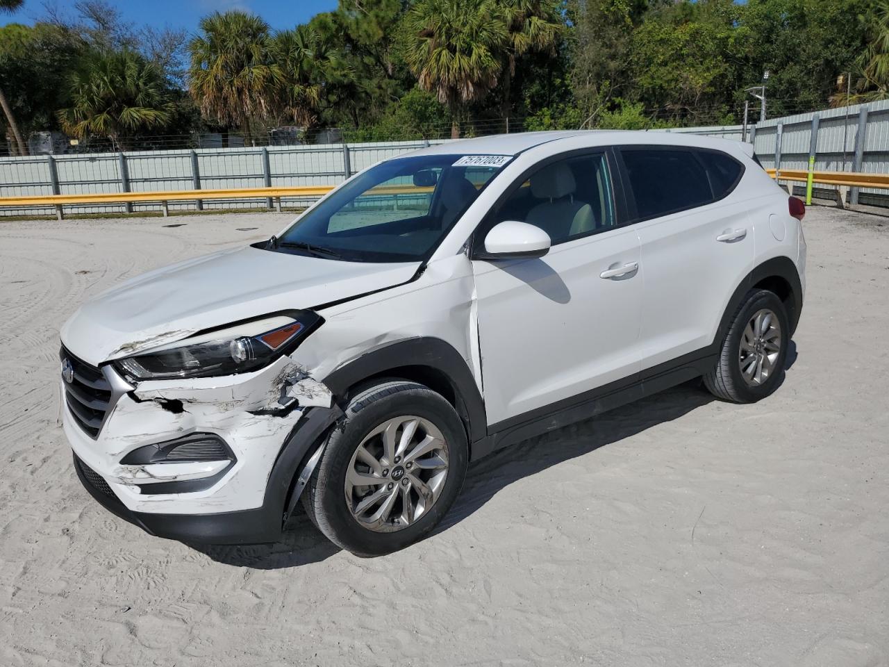 HYUNDAI TUCSON 2018 km8j23a40ju786776