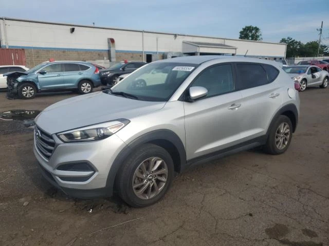 HYUNDAI TUCSON SE 2018 km8j2ca44ju822551