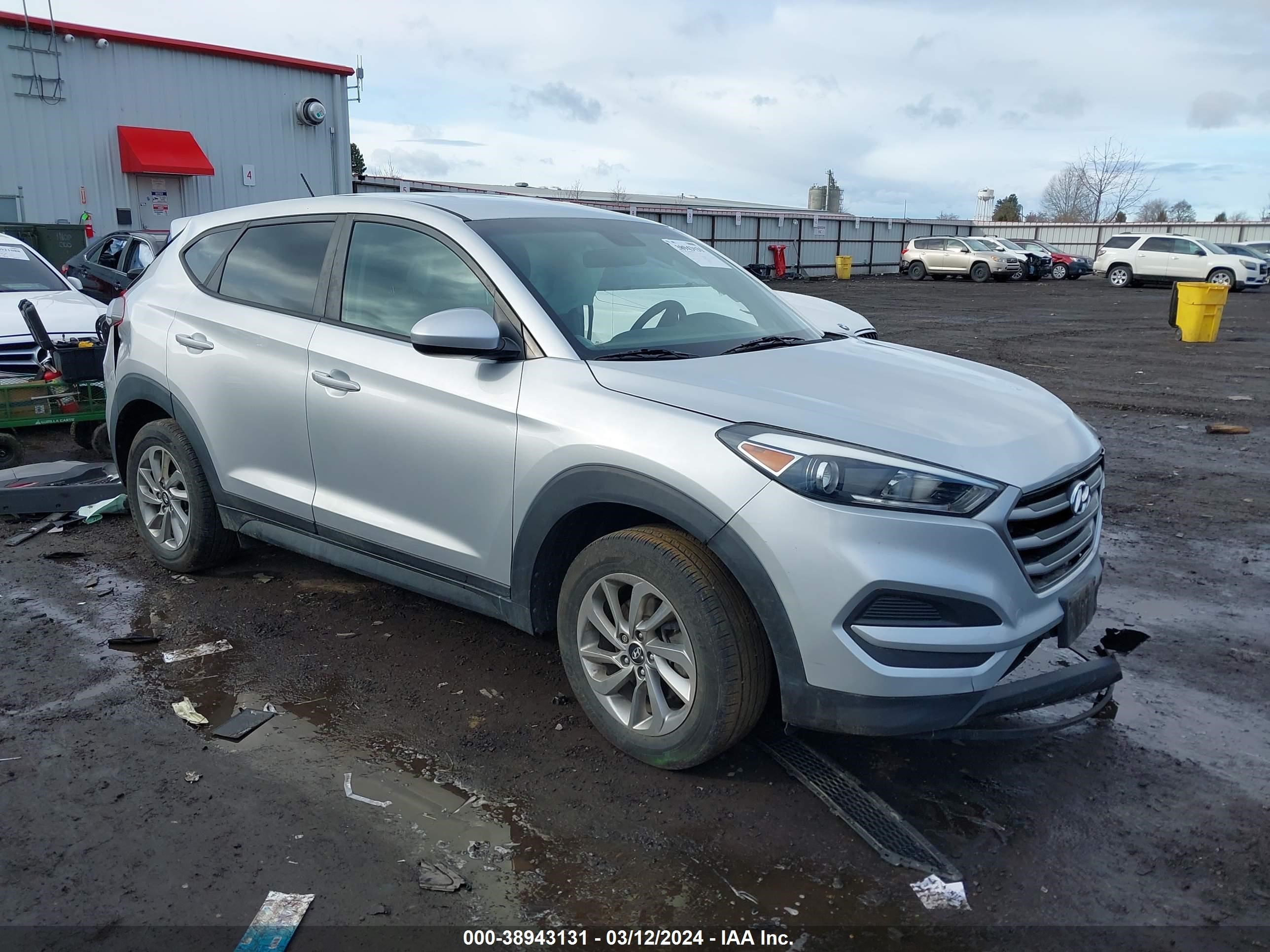 HYUNDAI TUCSON 2018 km8j2ca47ju717504