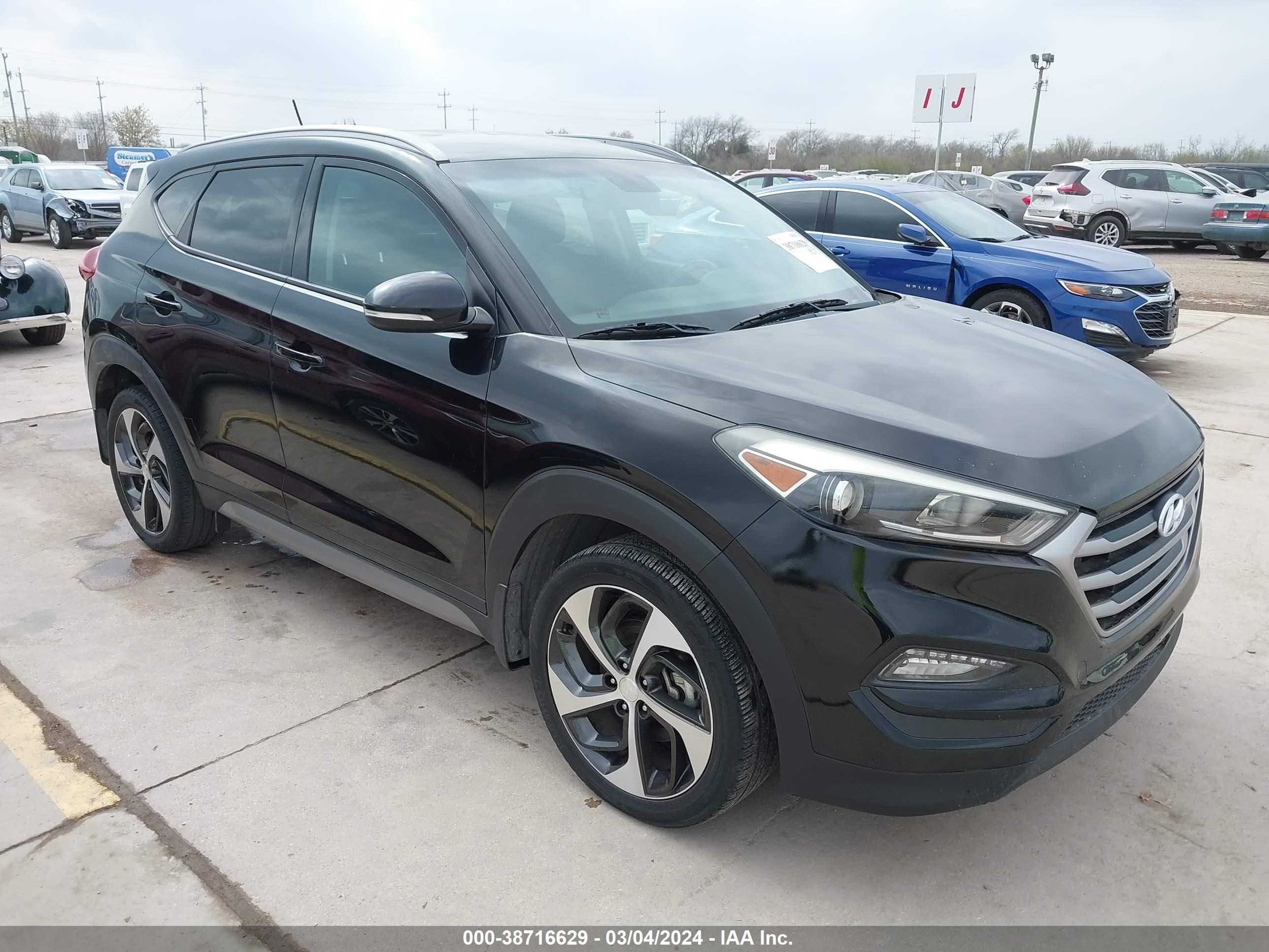 HYUNDAI TUCSON 2017 km8j33a20hu351438