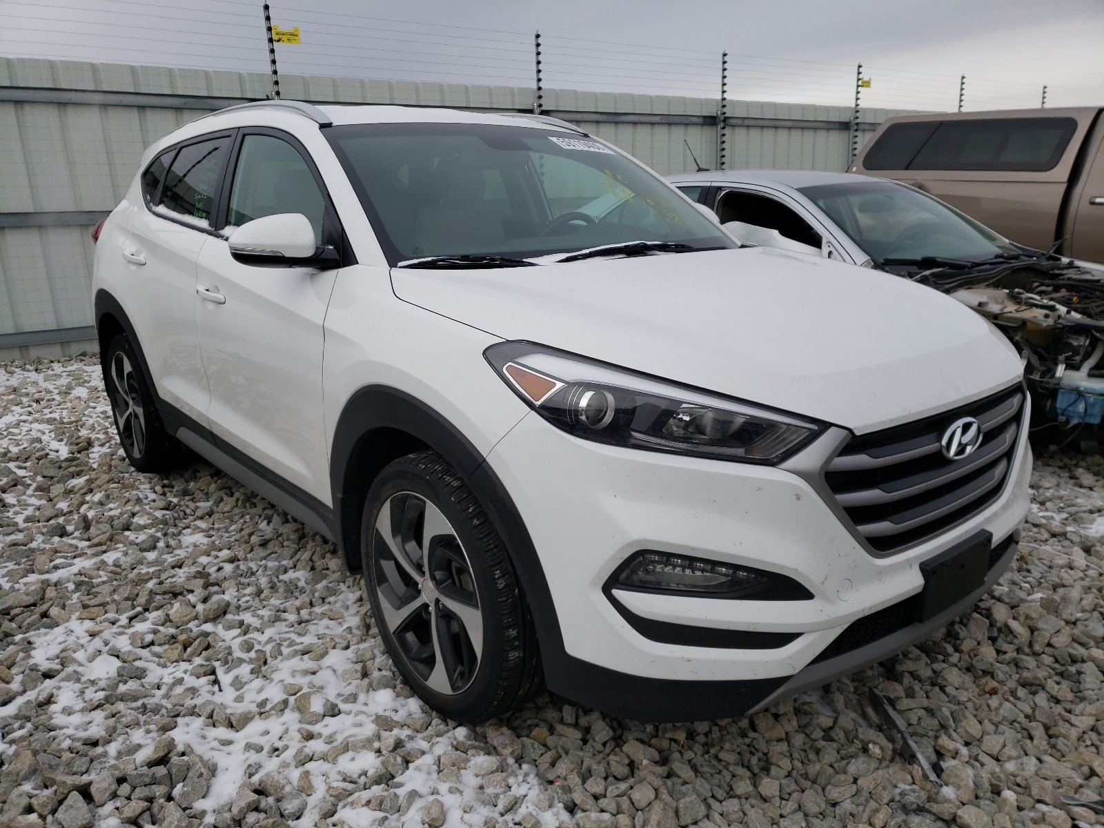 HYUNDAI TUCSON LIM 2017 km8j33a20hu552563