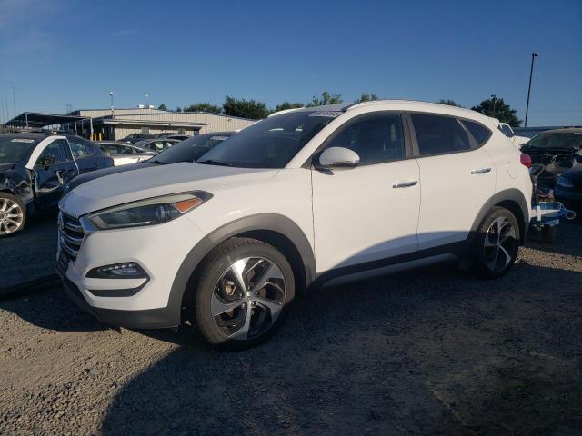 HYUNDAI TUCSON 2017 km8j33a21hu291587