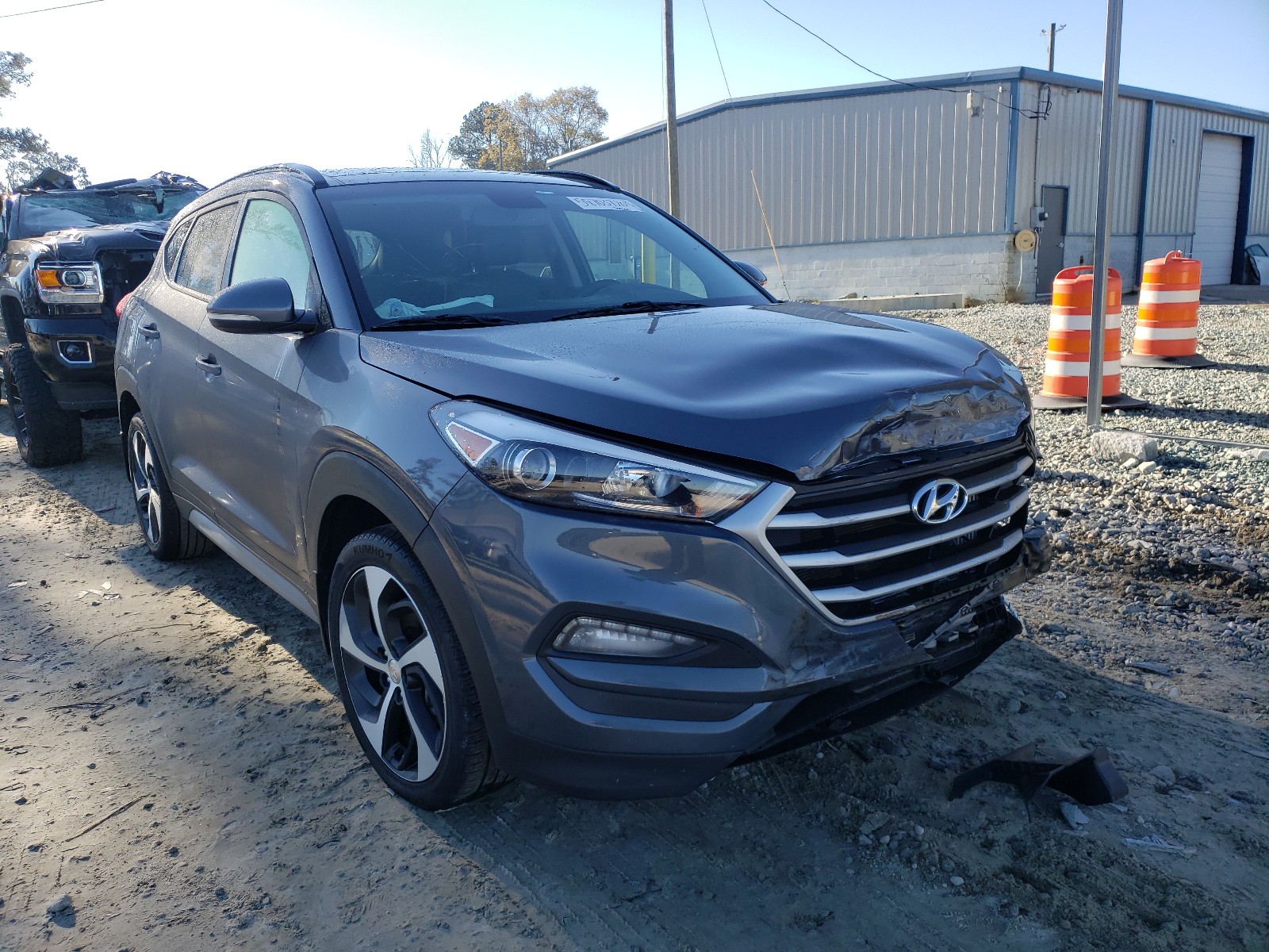 HYUNDAI TUCSON VAL 2018 km8j33a22ju618391