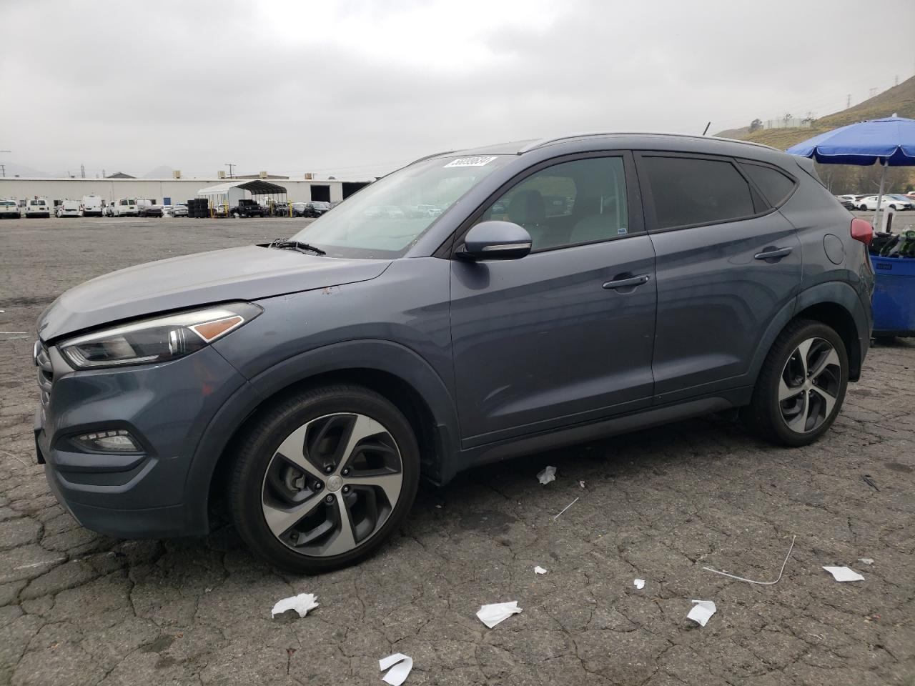 HYUNDAI TUCSON 2016 km8j33a24gu117236