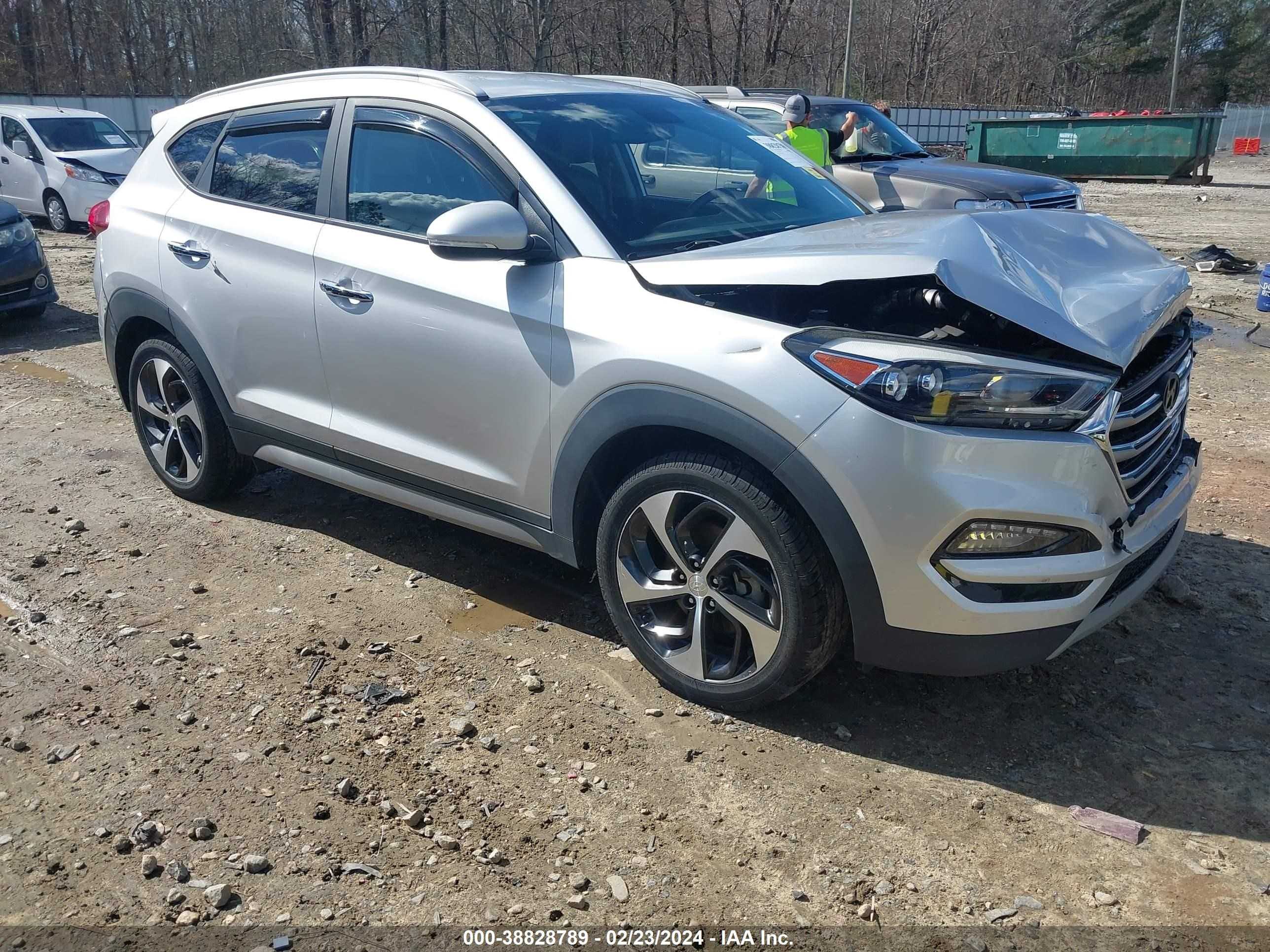 HYUNDAI TUCSON 2017 km8j33a2xhu278787