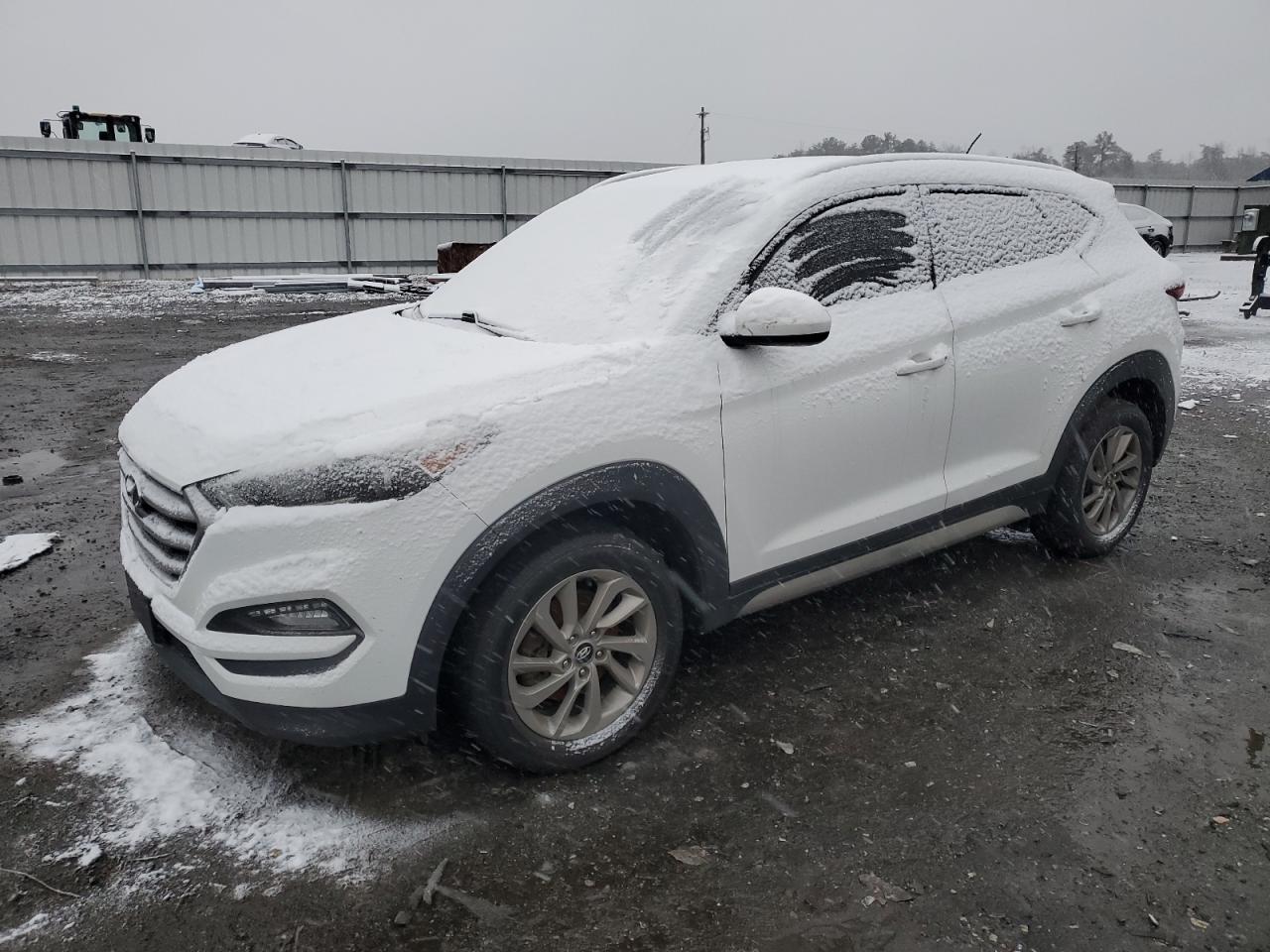 HYUNDAI TUCSON 2017 km8j33a40hu413633