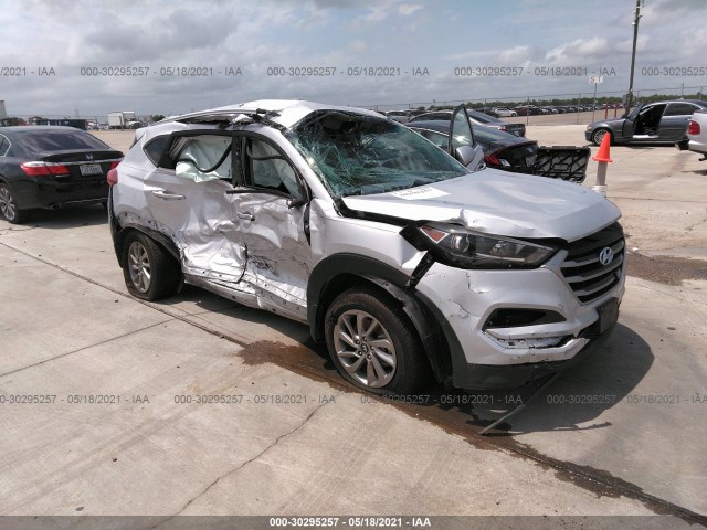 HYUNDAI TUCSON 2017 km8j33a43hu419510