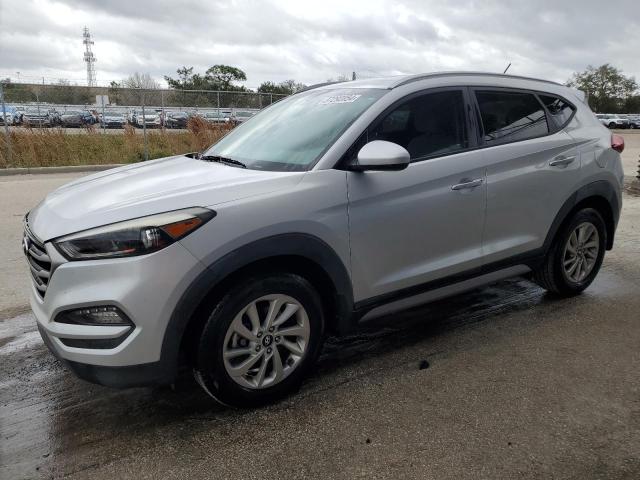 HYUNDAI TUCSON 2017 km8j33a44hu273294