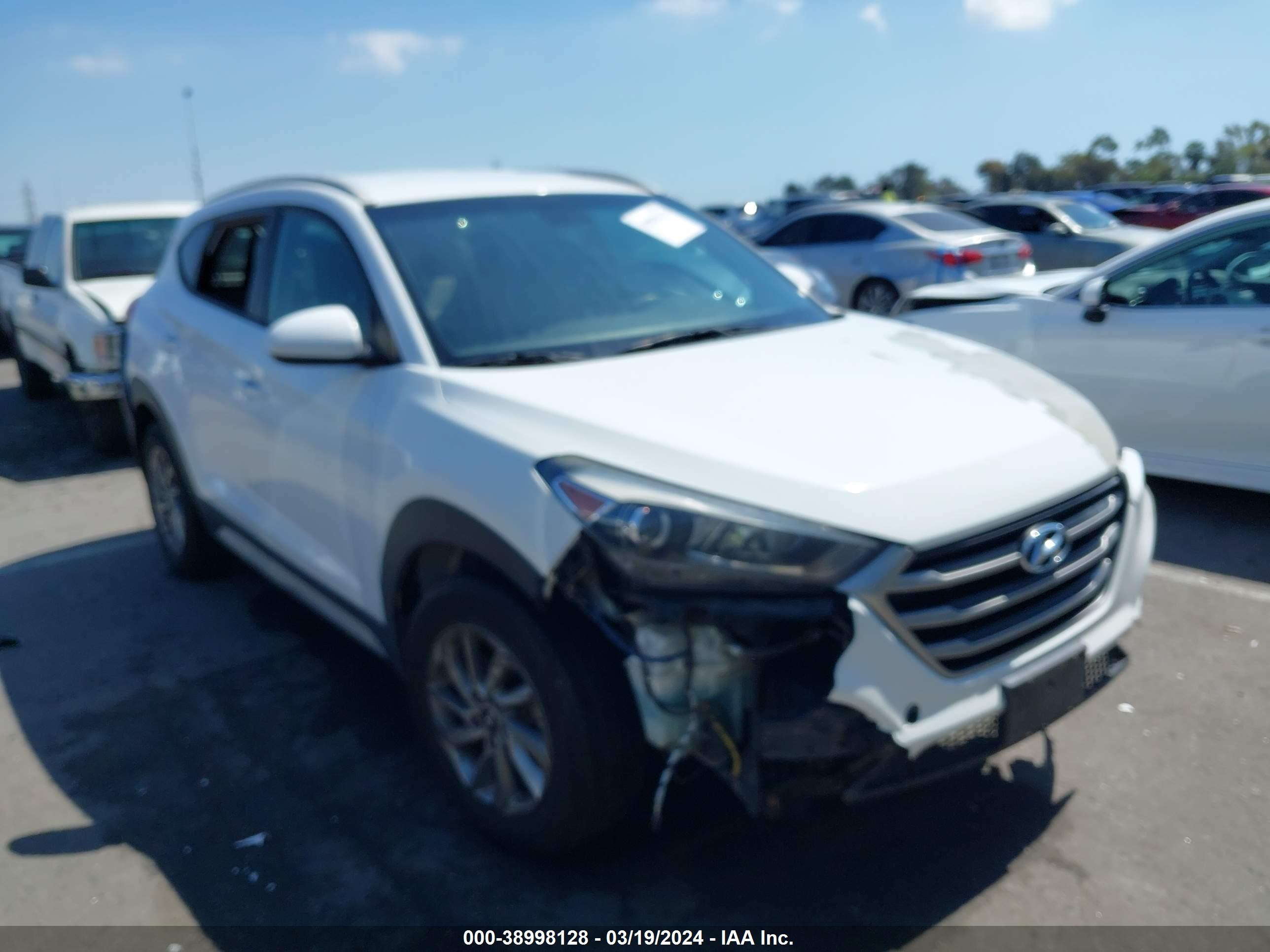 HYUNDAI TUCSON 2018 km8j33a44ju710359