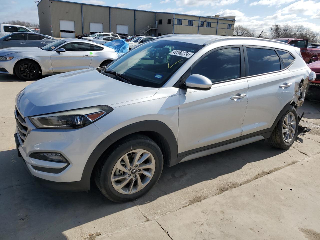 HYUNDAI TUCSON 2017 km8j33a45hu422800