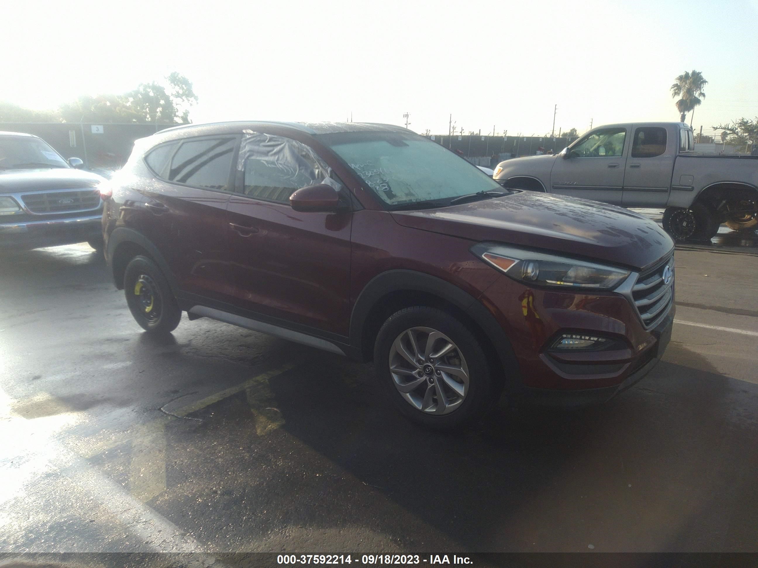 HYUNDAI TUCSON 2018 km8j33a46ju628410