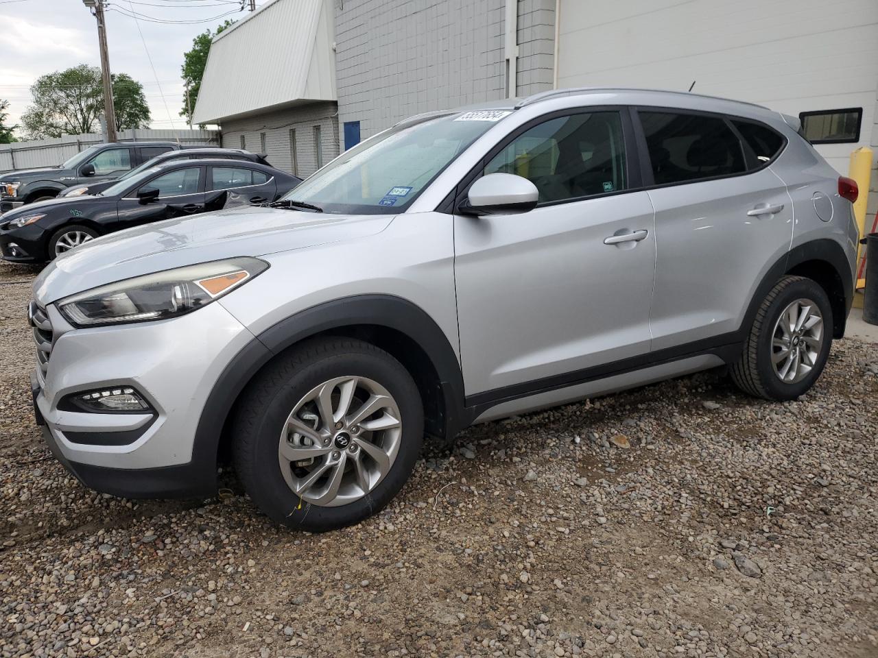 HYUNDAI TUCSON 2017 km8j33a48hu320455