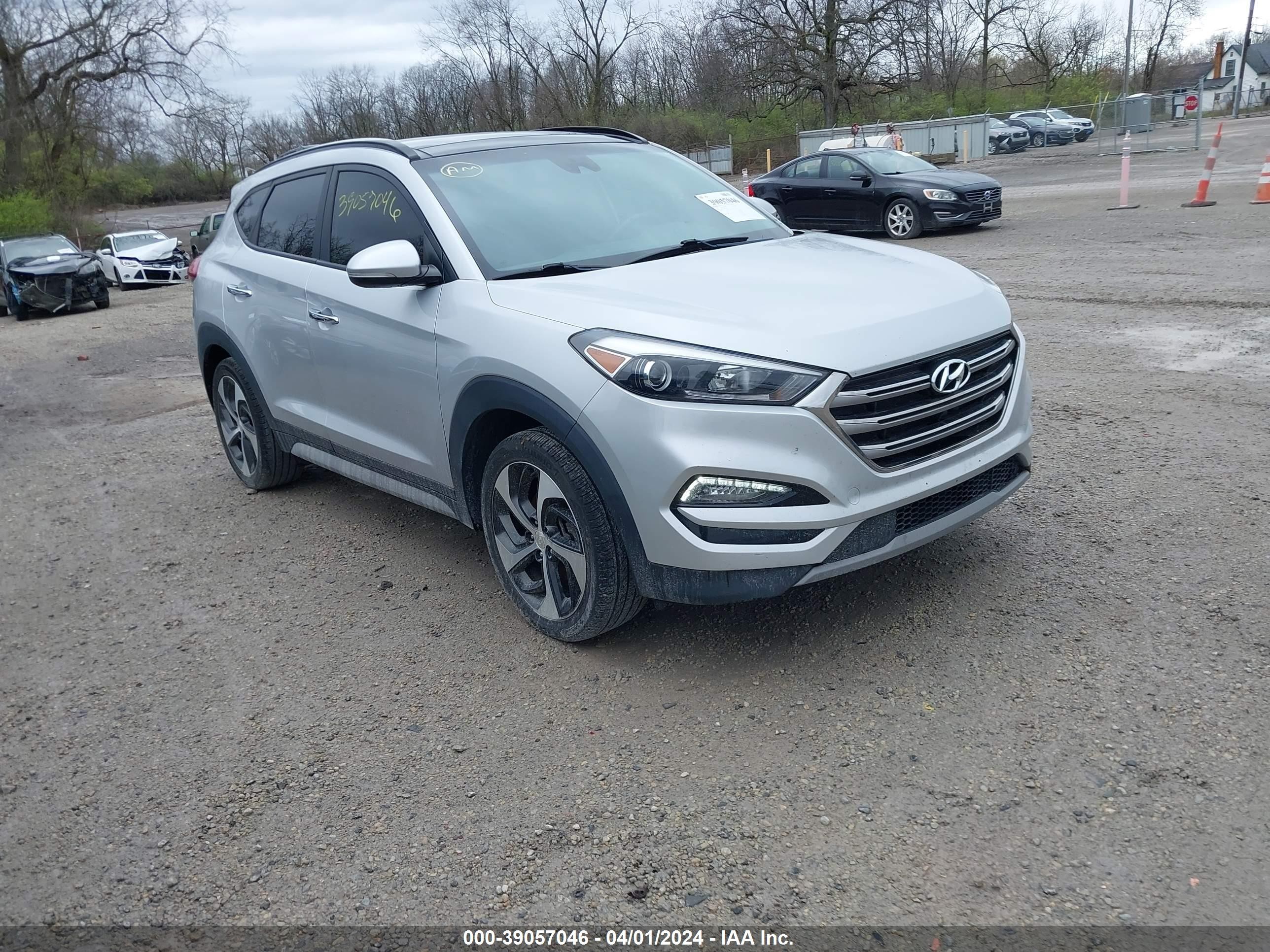 HYUNDAI TUCSON 2018 km8j3ca24ju644197