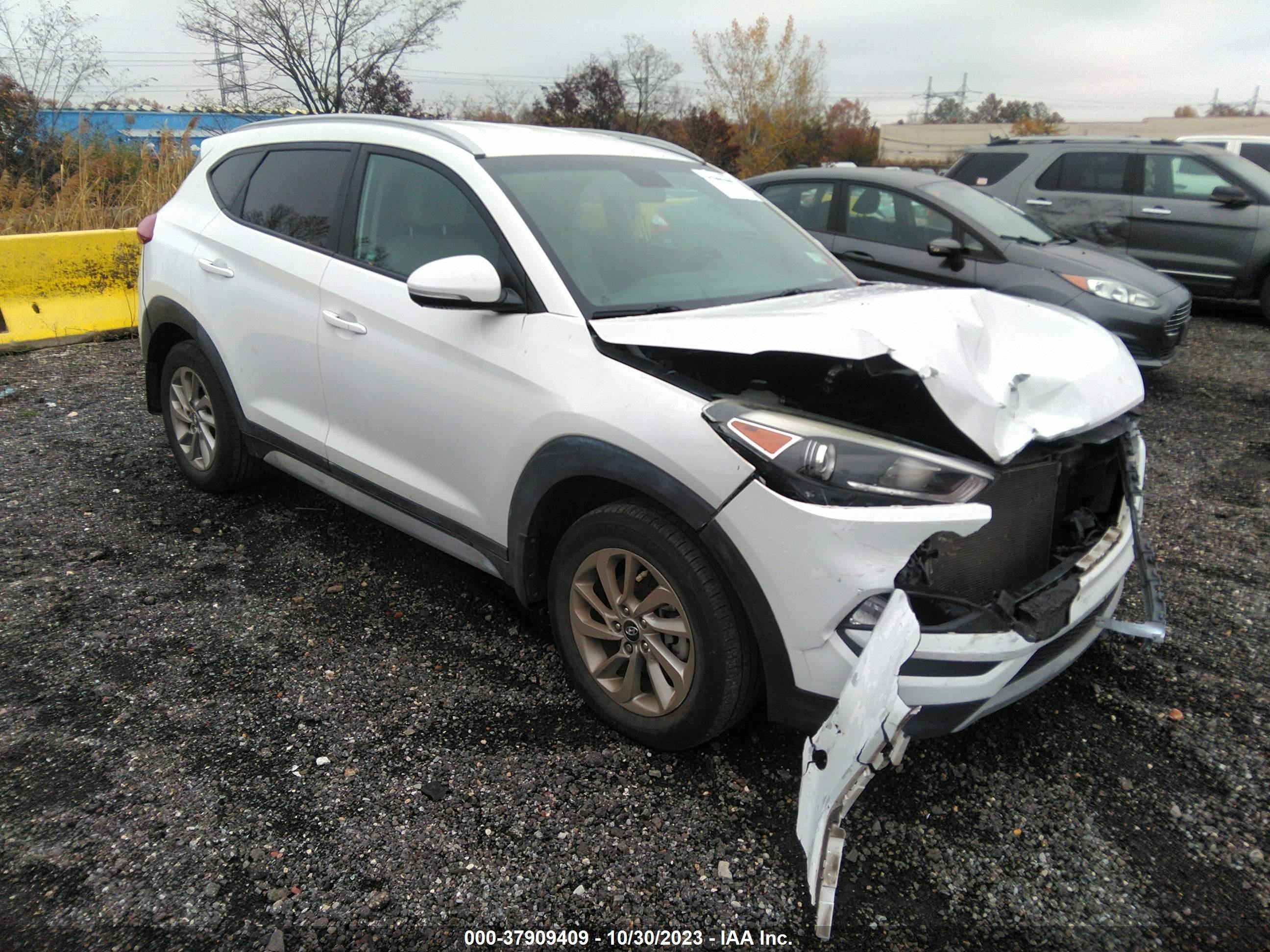 HYUNDAI TUCSON 2017 km8j3ca27hu351680