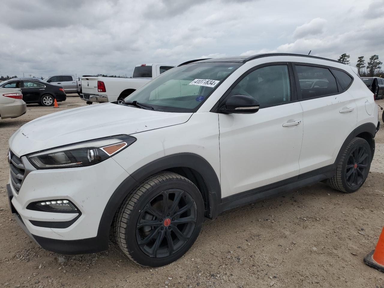 HYUNDAI TUCSON 2017 km8j3ca27hu515879