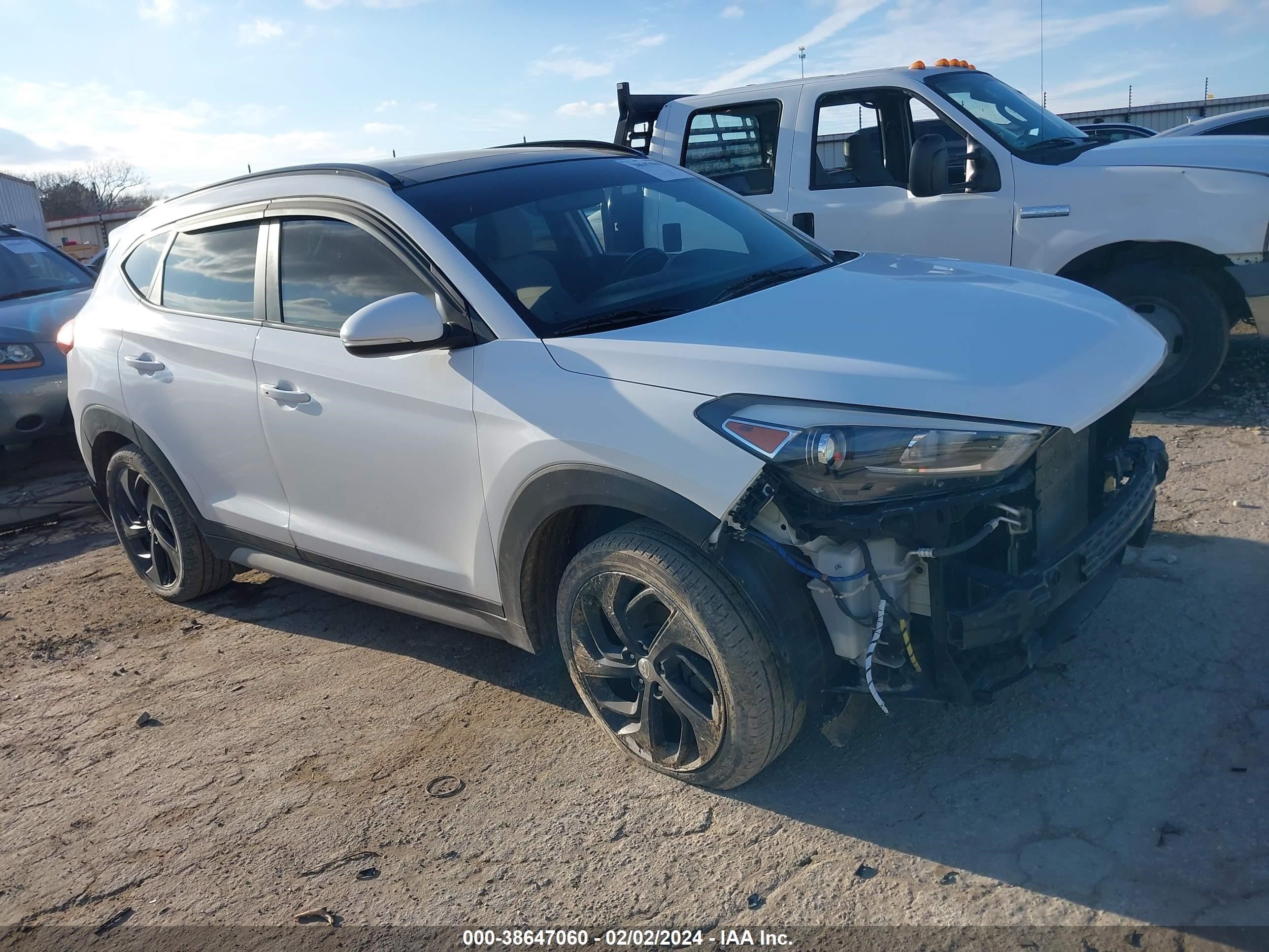 HYUNDAI TUCSON 2018 km8j3ca28ju669927