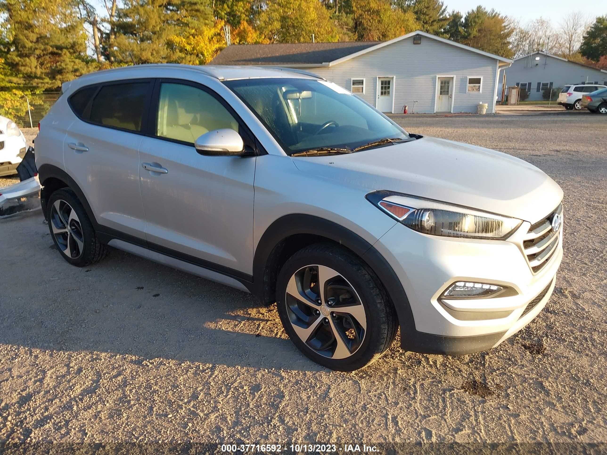 HYUNDAI TUCSON 2017 km8j3ca29hu378105