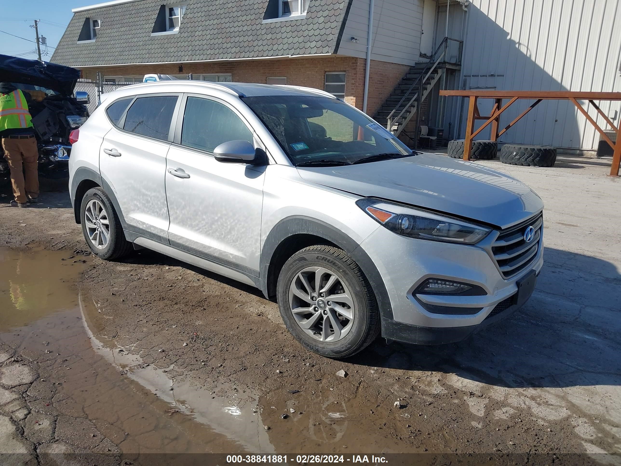 HYUNDAI TUCSON 2018 km8j3ca40ju763916