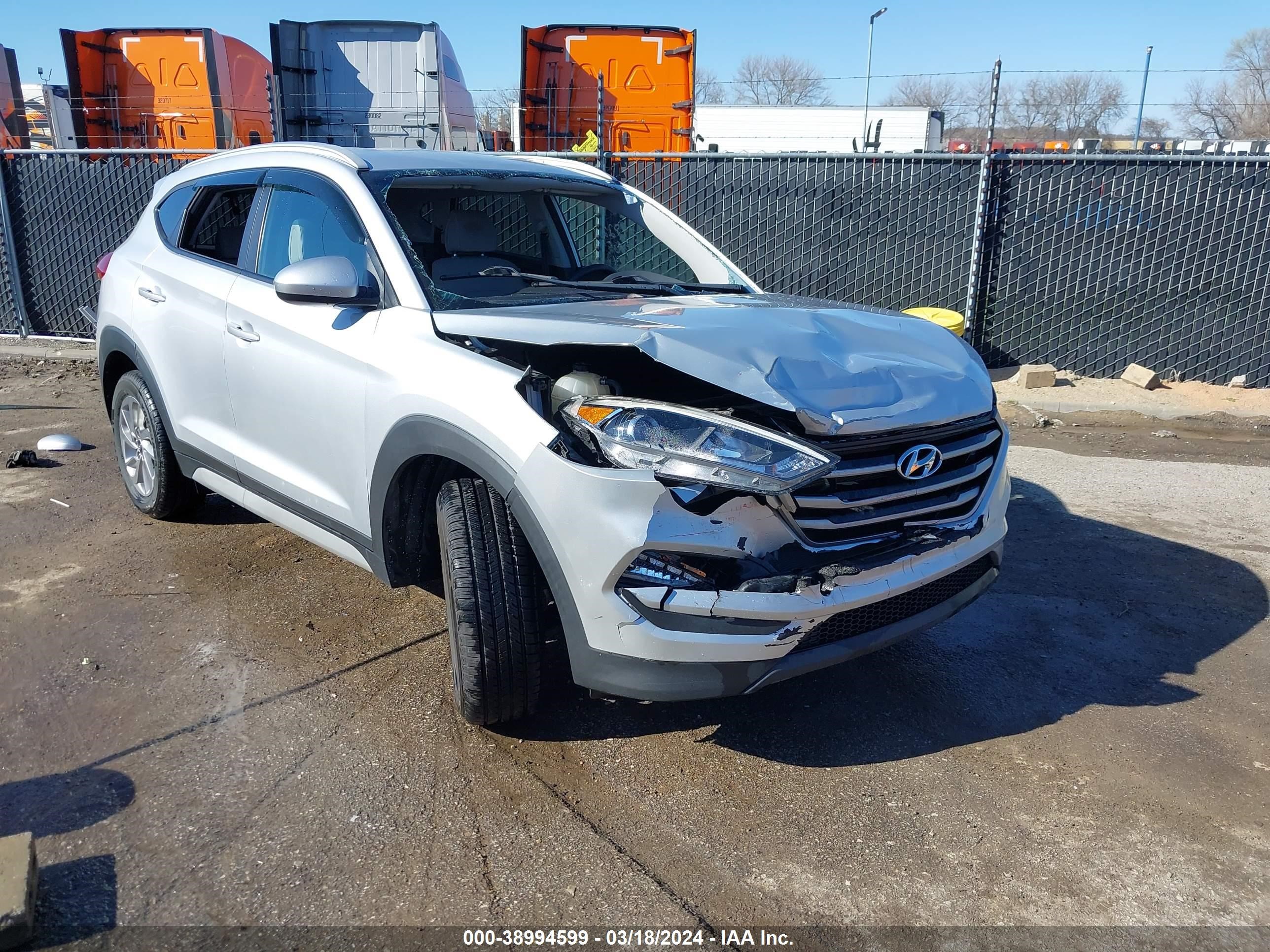 HYUNDAI TUCSON 2018 km8j3ca43ju688497