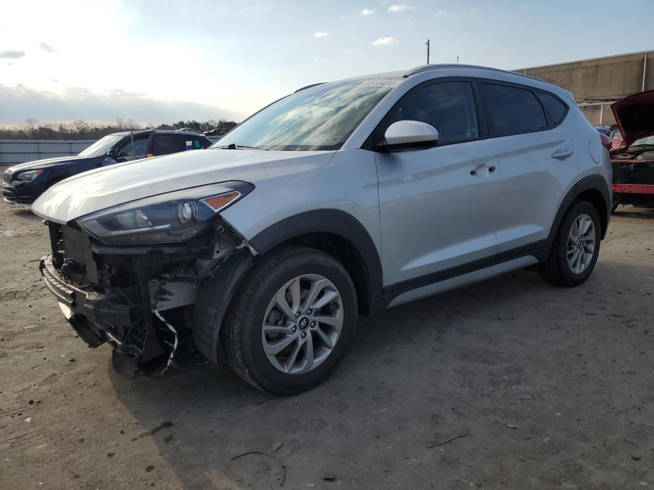 HYUNDAI TUCSON 2018 km8j3ca45ju601859