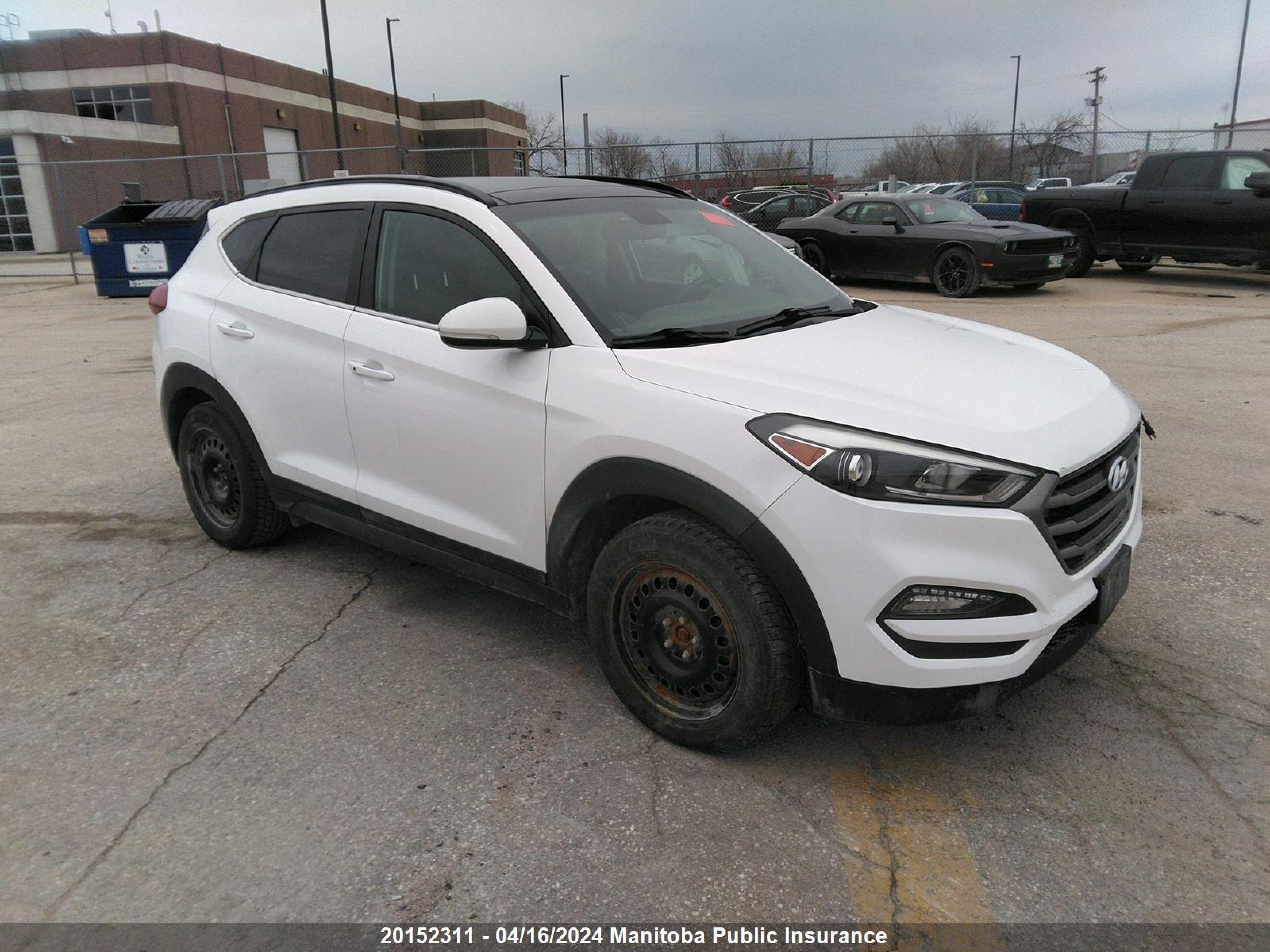 HYUNDAI TUCSON 2016 km8j3ca47gu244175