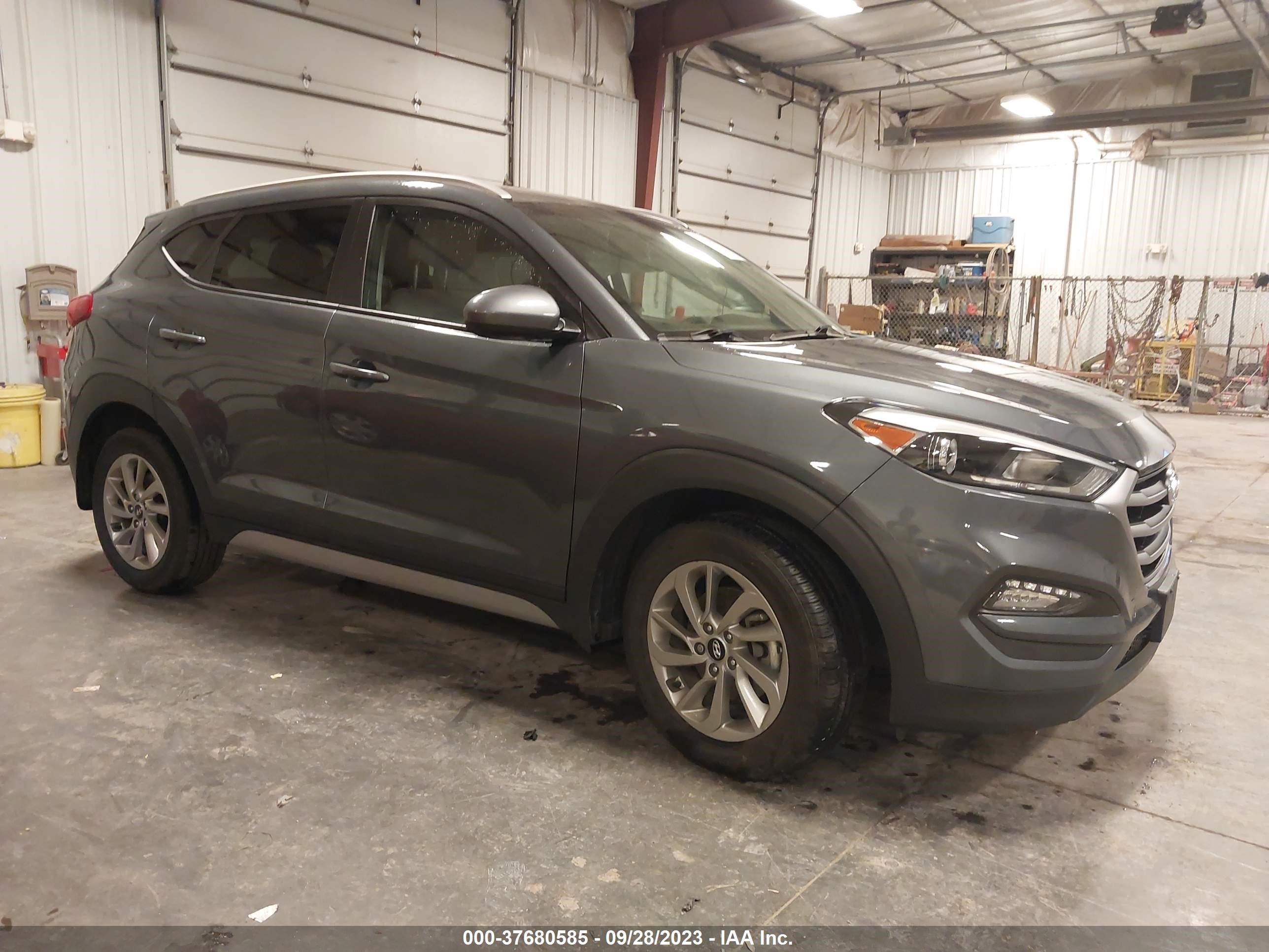 HYUNDAI TUCSON 2018 km8j3ca48ju605937