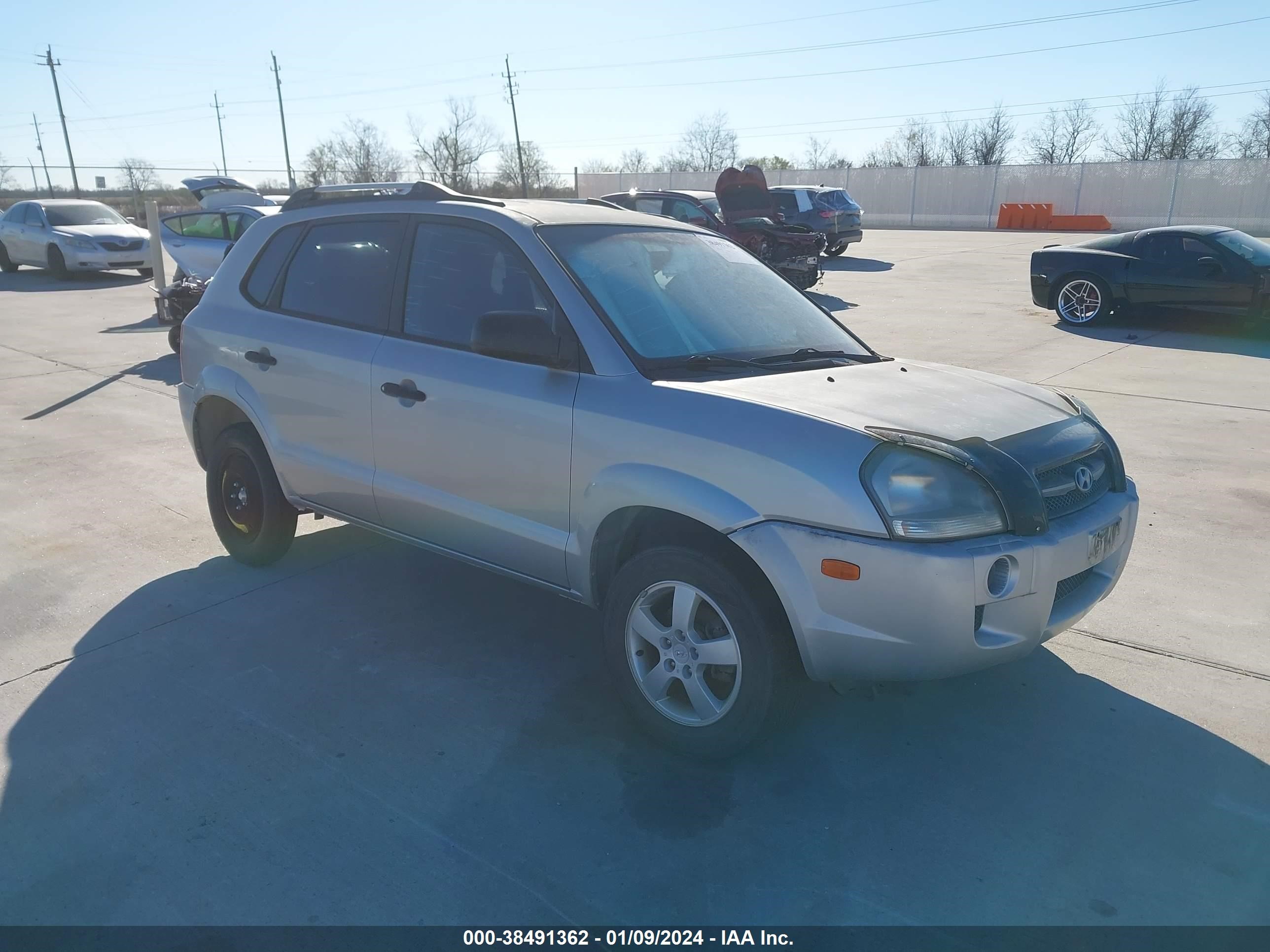 HYUNDAI TUCSON 2007 km8jm12b27u556452