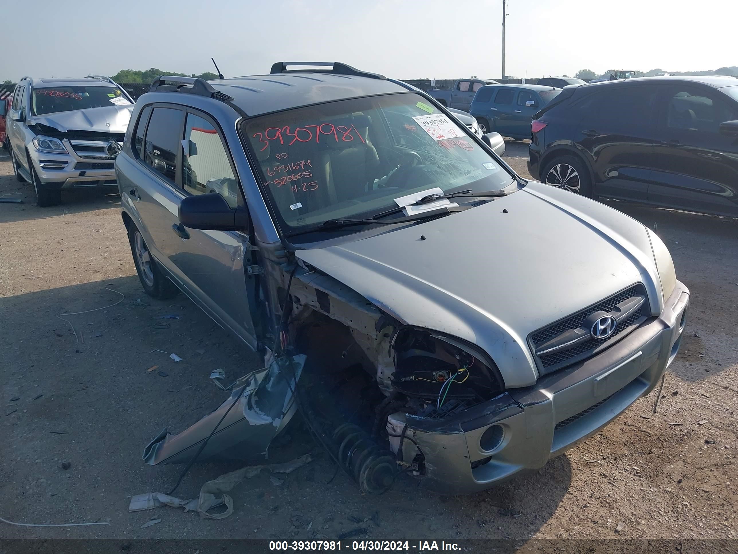 HYUNDAI TUCSON 2006 km8jm12b76u320605