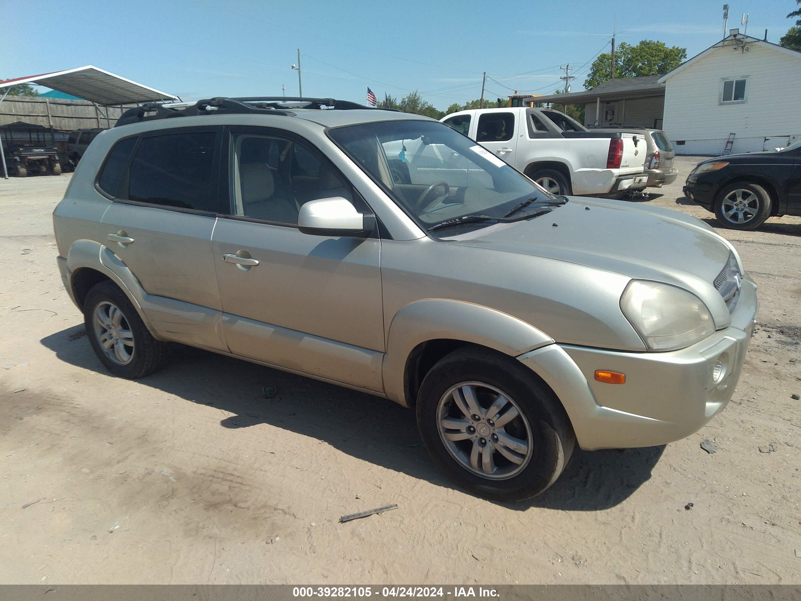 HYUNDAI TUCSON 2006 km8jn12d66u392068