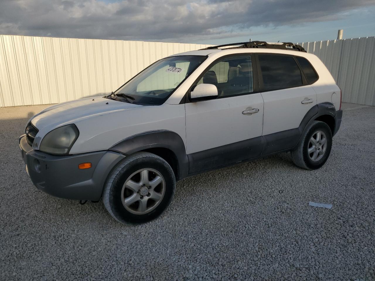 HYUNDAI TUCSON 2005 km8jn12d75u136584