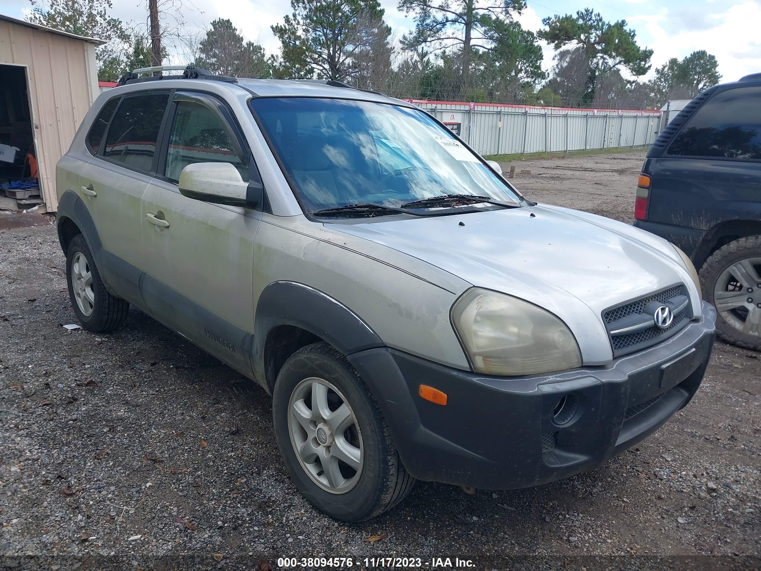 HYUNDAI TUCSON 2005 km8jn72d05u137966