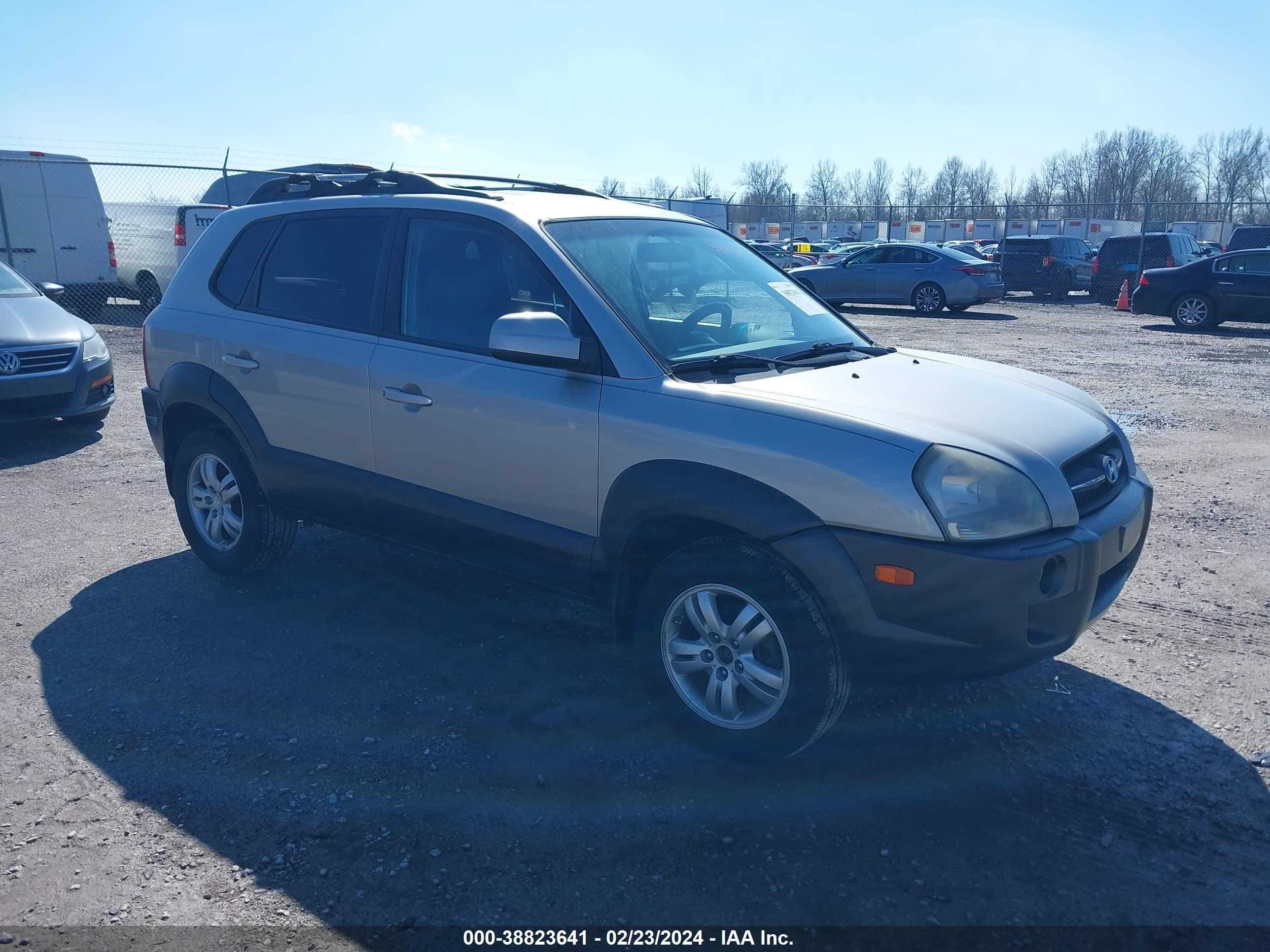 HYUNDAI TUCSON 2006 km8jn72d16u413282