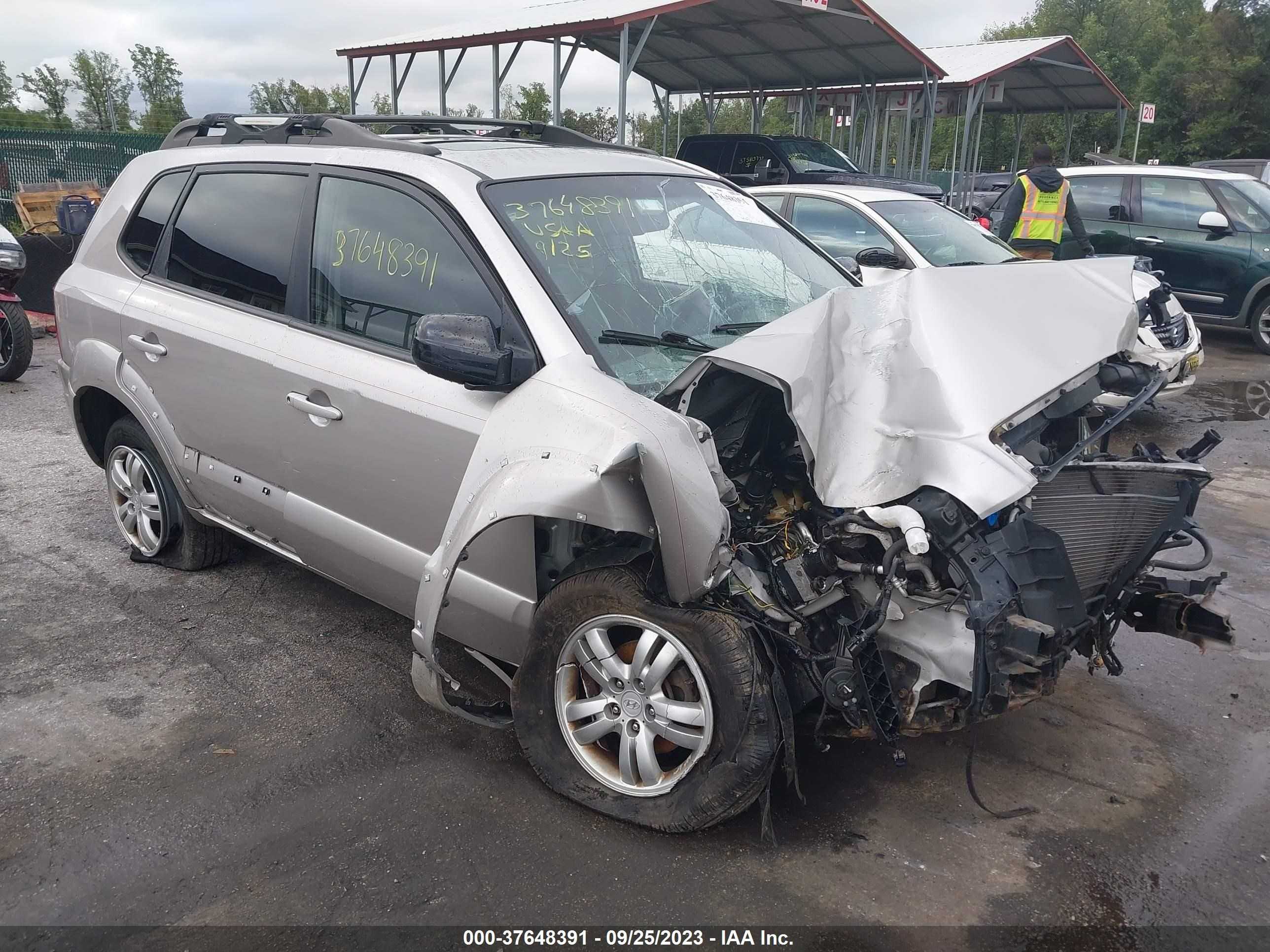 HYUNDAI TUCSON 2006 km8jn72d56u417500