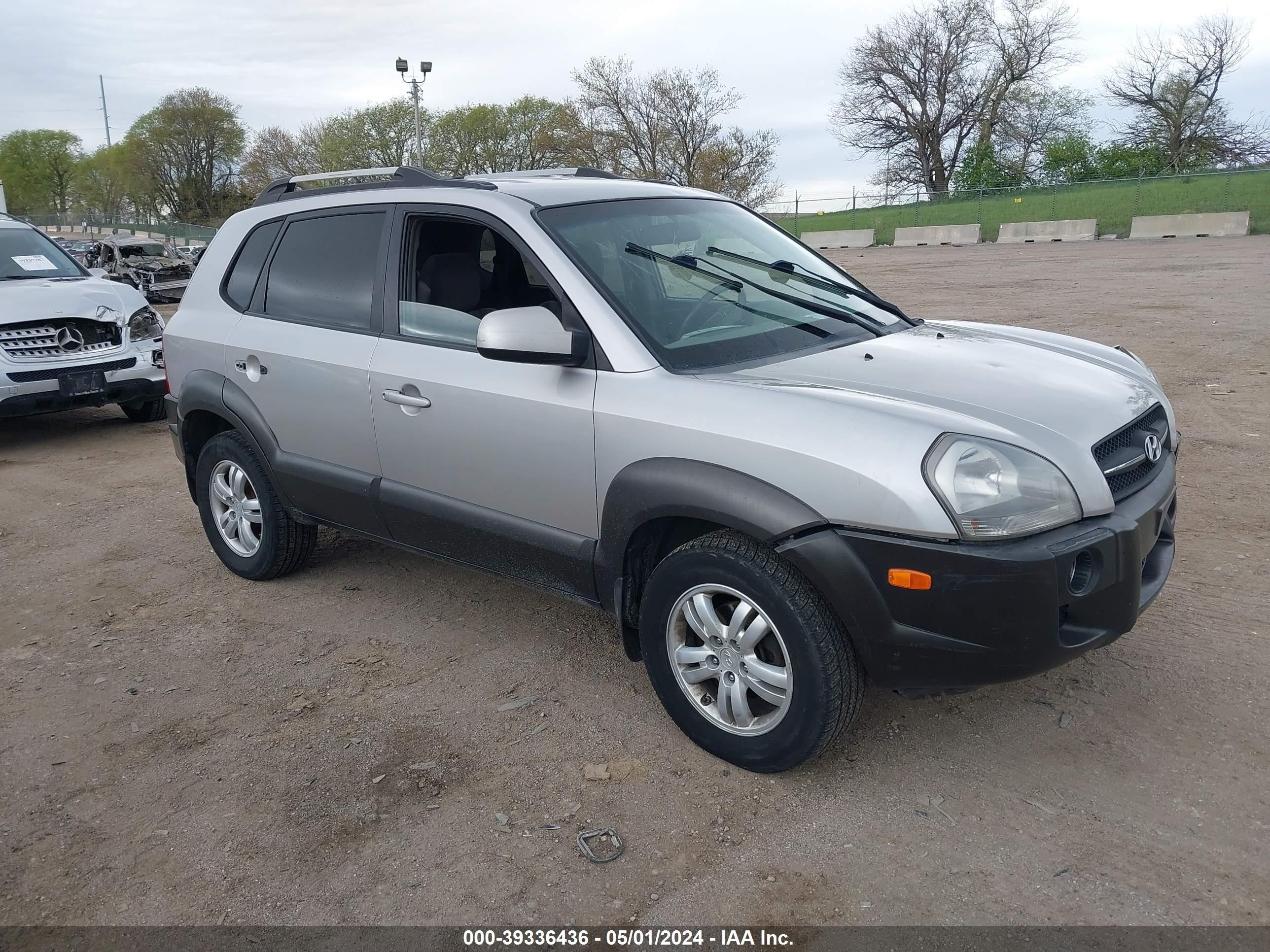 HYUNDAI TUCSON 2006 km8jn72d86u414266