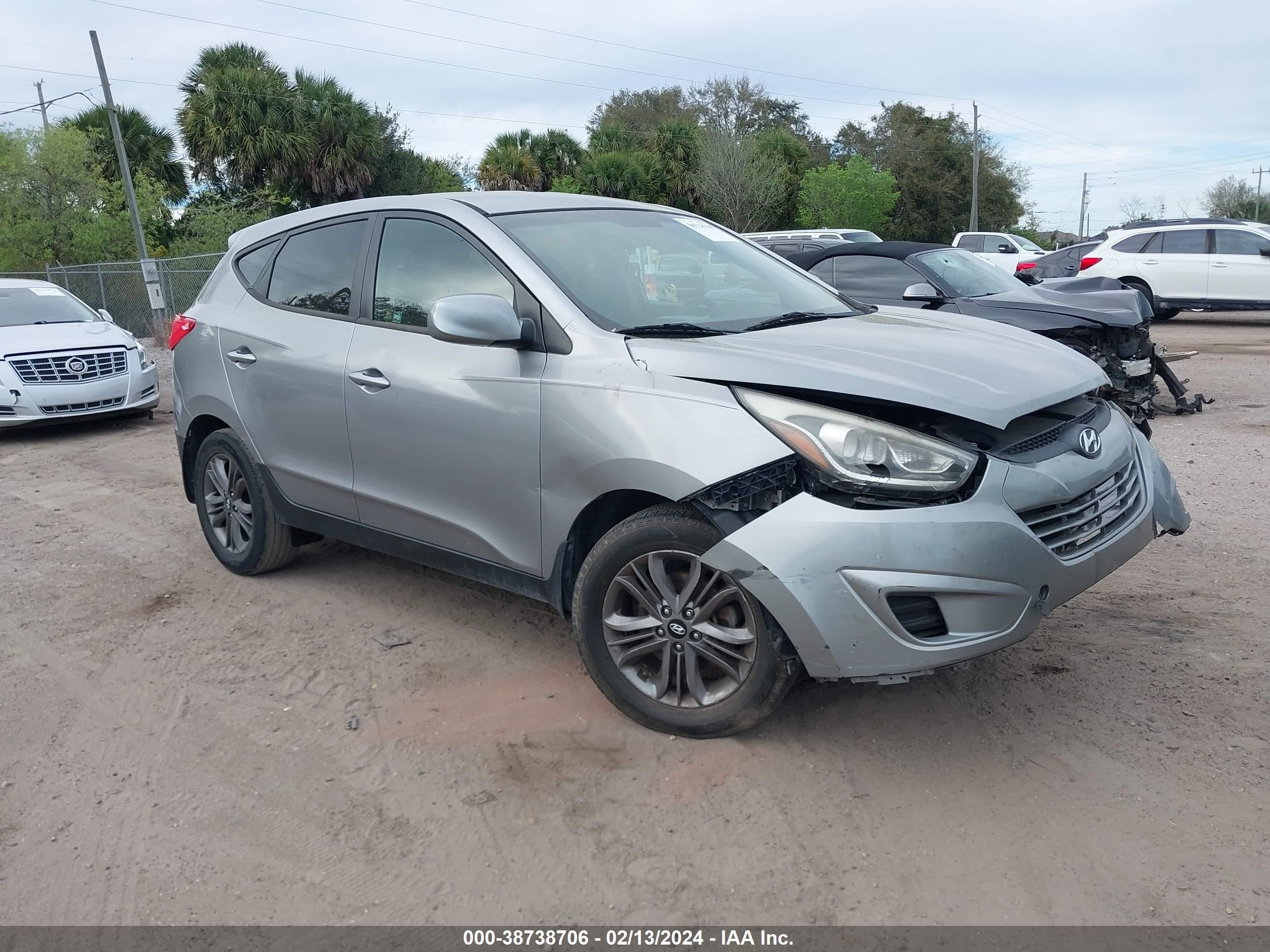 HYUNDAI TUCSON 2015 km8jt3af3fu028873