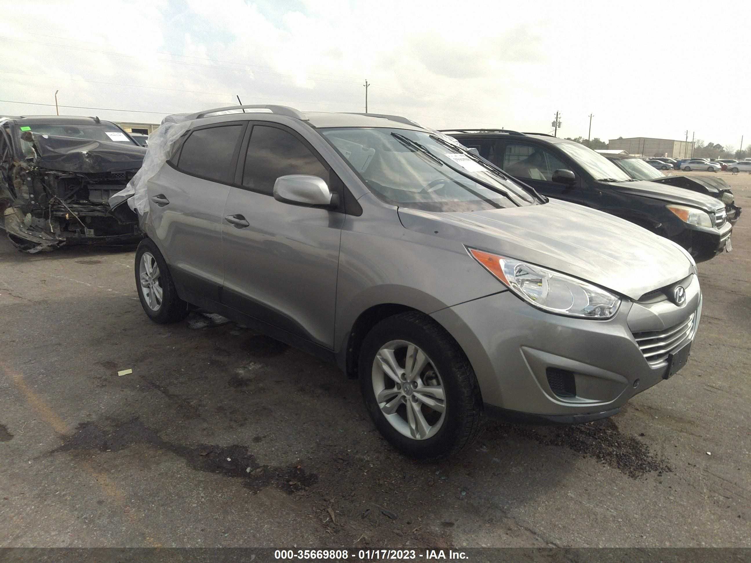 HYUNDAI TUCSON 2011 km8ju3ac2bu148354