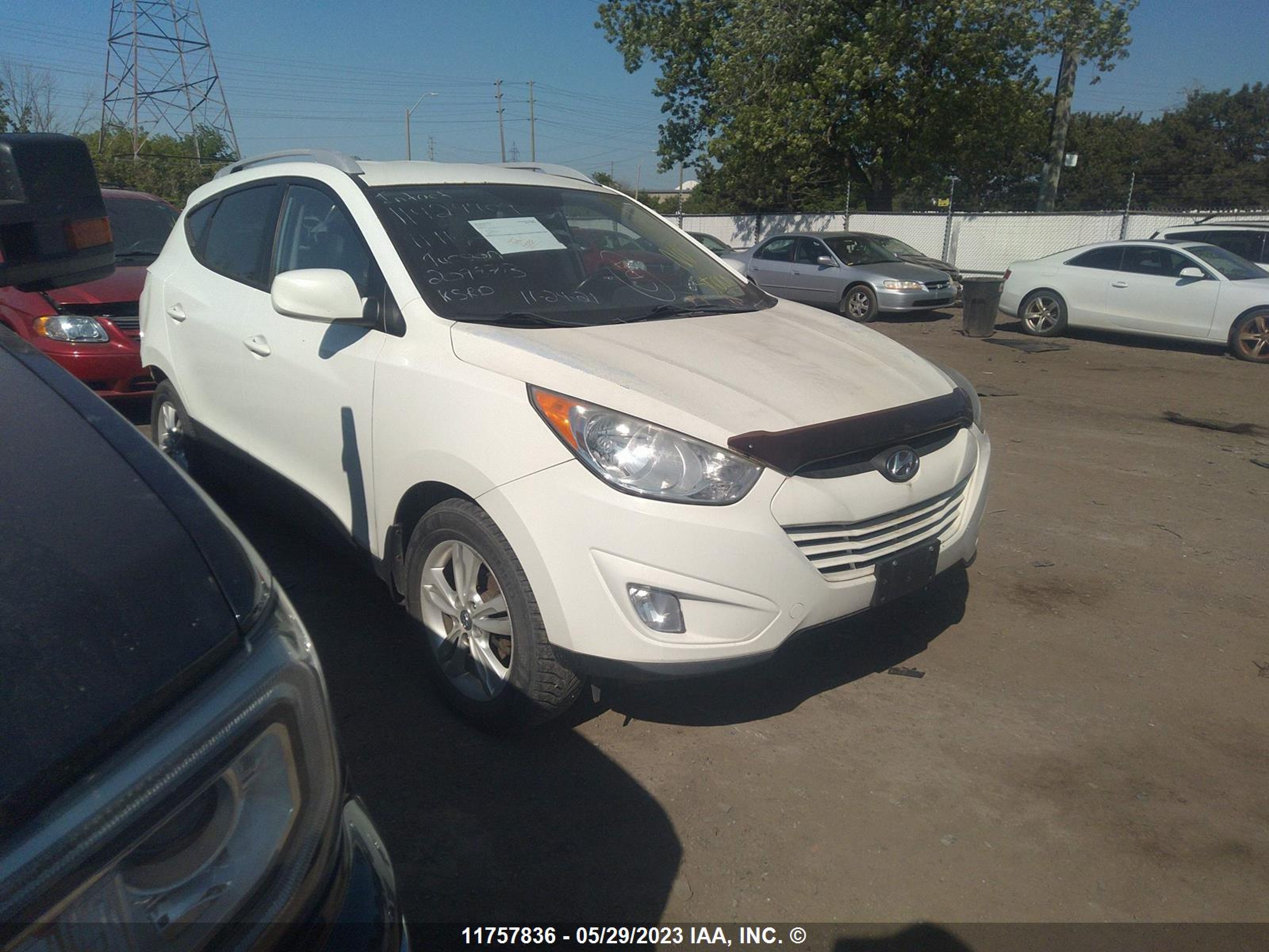 HYUNDAI TUCSON 2011 km8ju3ac2bu209573