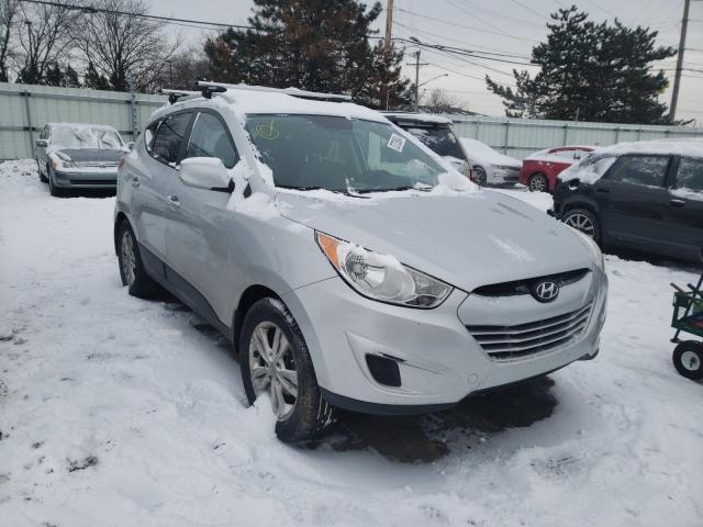 HYUNDAI TUCSON 2010 km8ju3ac5au070344