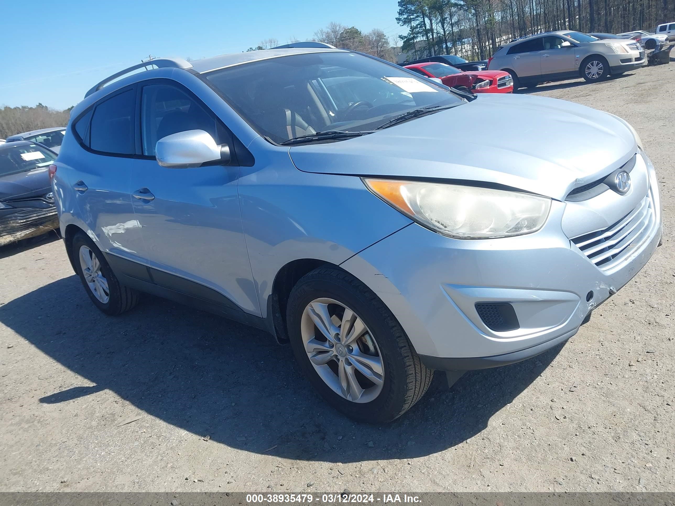 HYUNDAI TUCSON 2011 km8ju3ac6bu186394