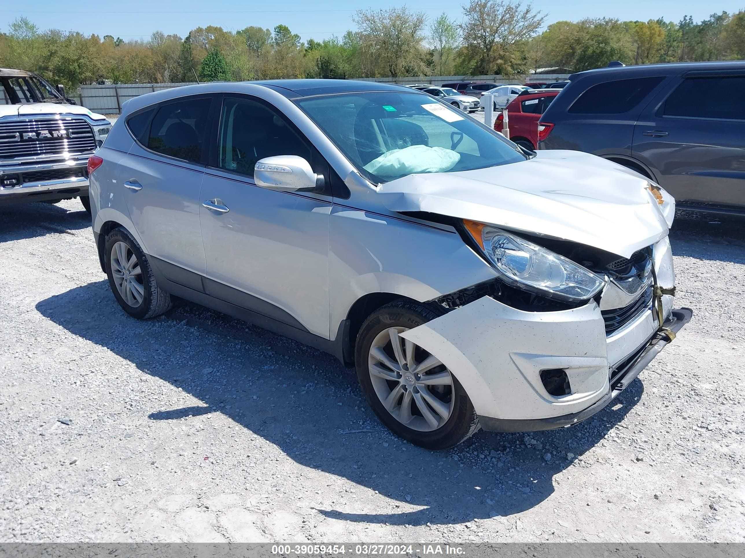 HYUNDAI TUCSON 2011 km8ju3ac7bu210878