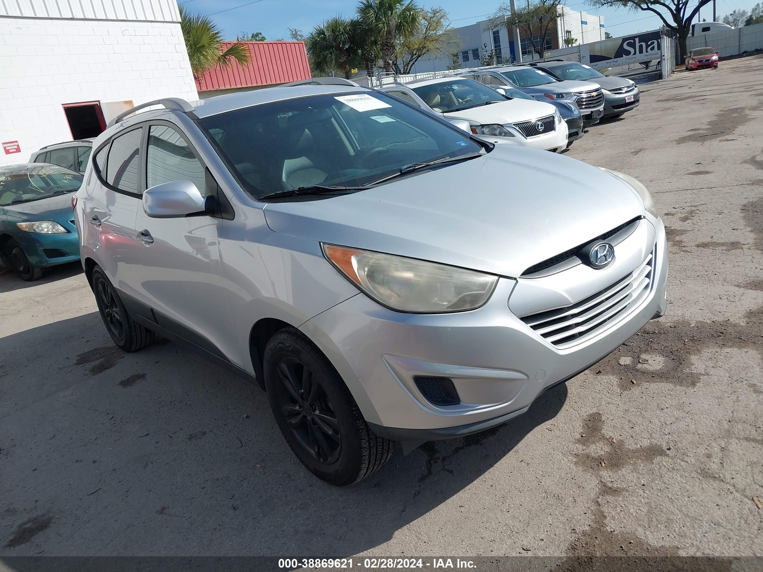 HYUNDAI TUCSON 2010 km8ju3ac9au017095