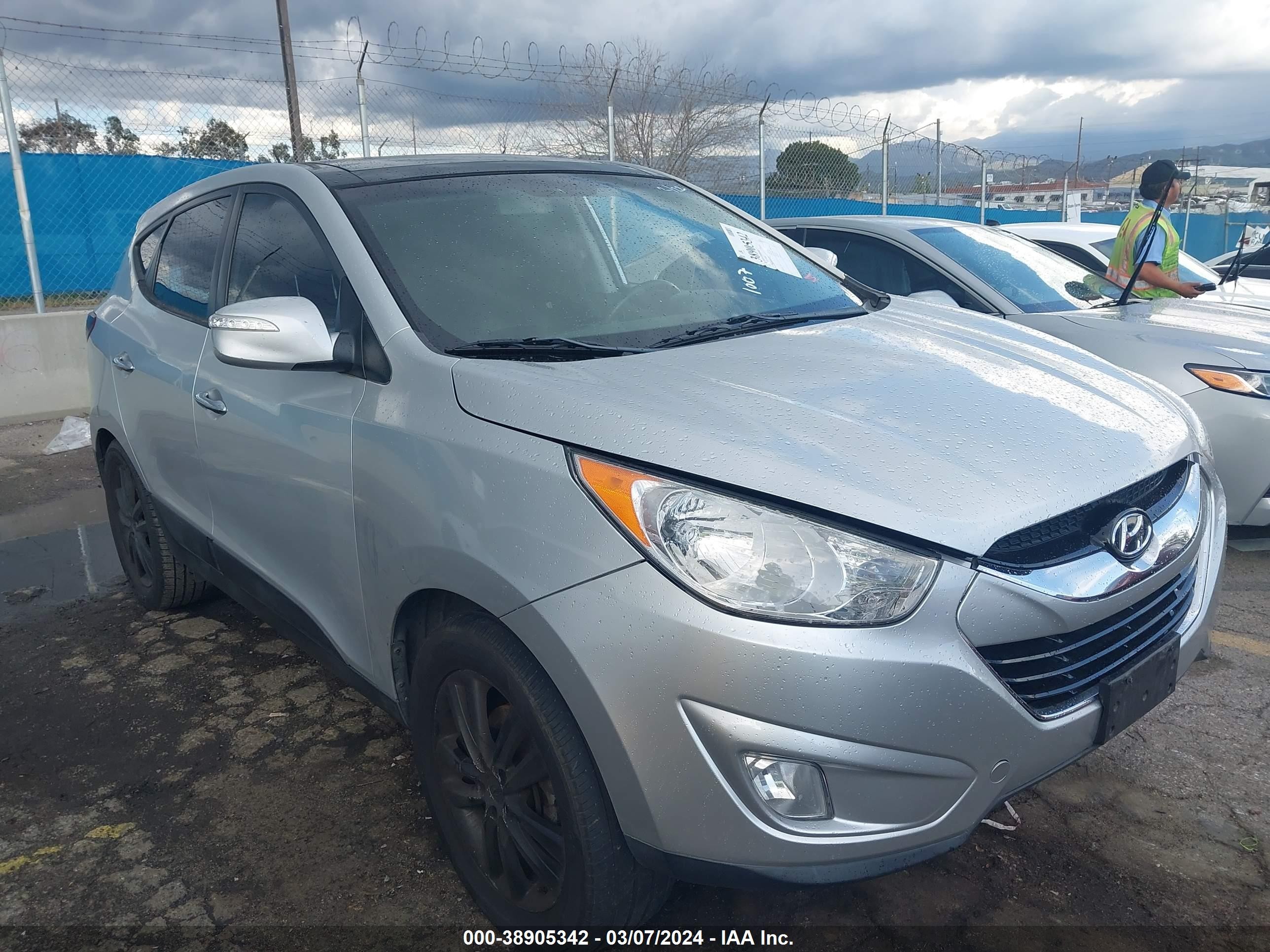 HYUNDAI TUCSON 2012 km8ju3acxcu357391