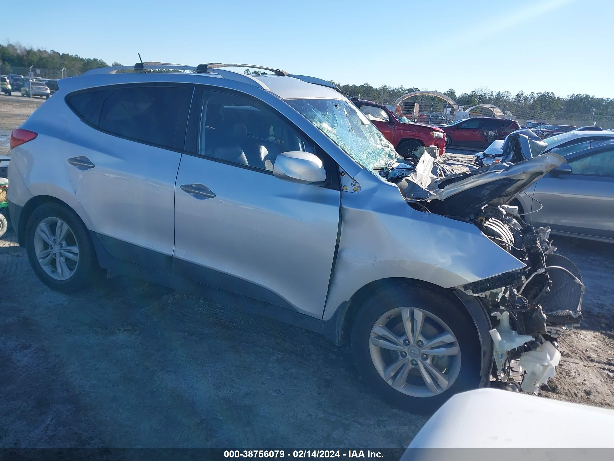 HYUNDAI TUCSON 2010 km8jucac7au111055