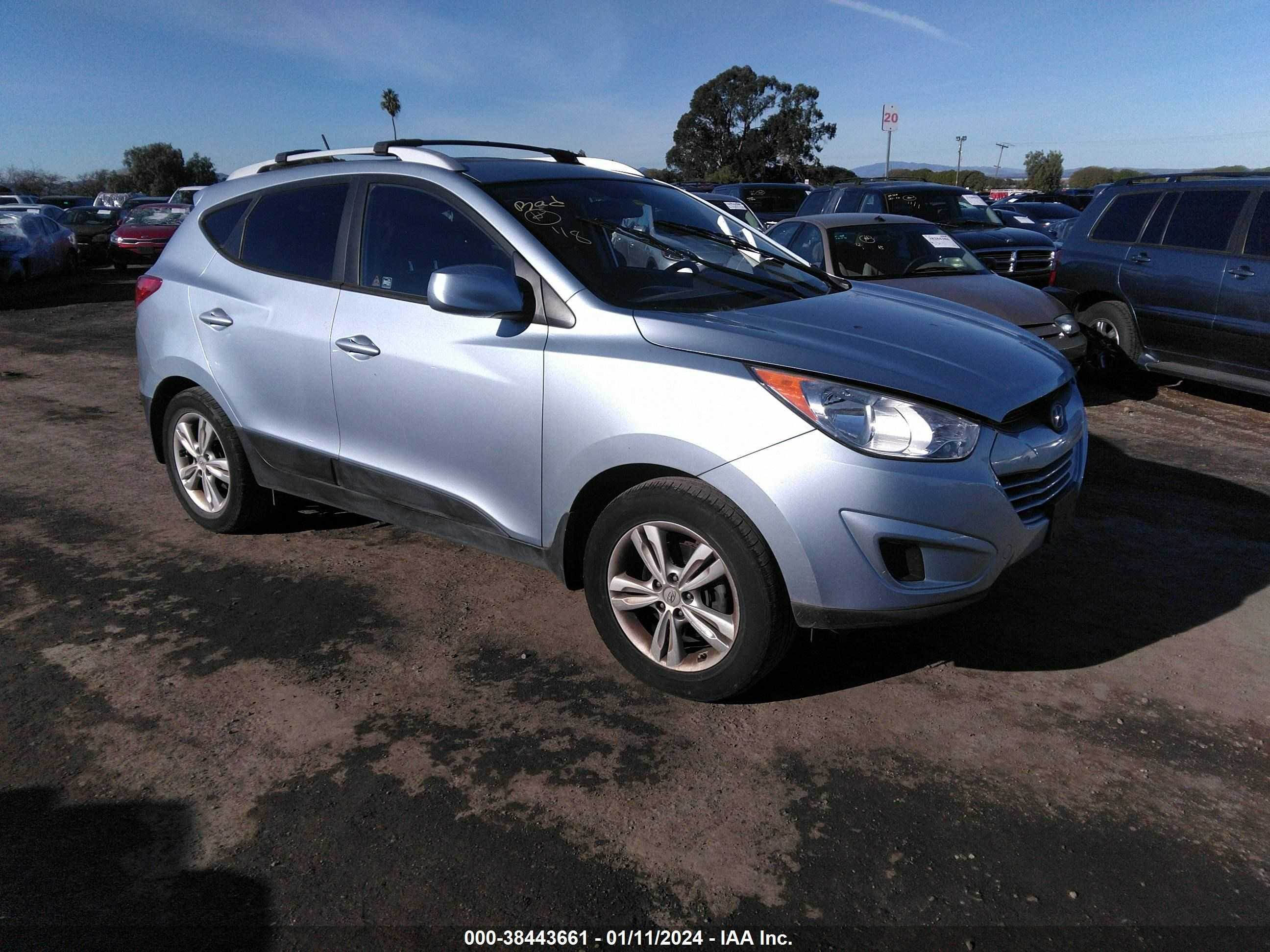 HYUNDAI TUCSON 2011 km8jucac9bu239427