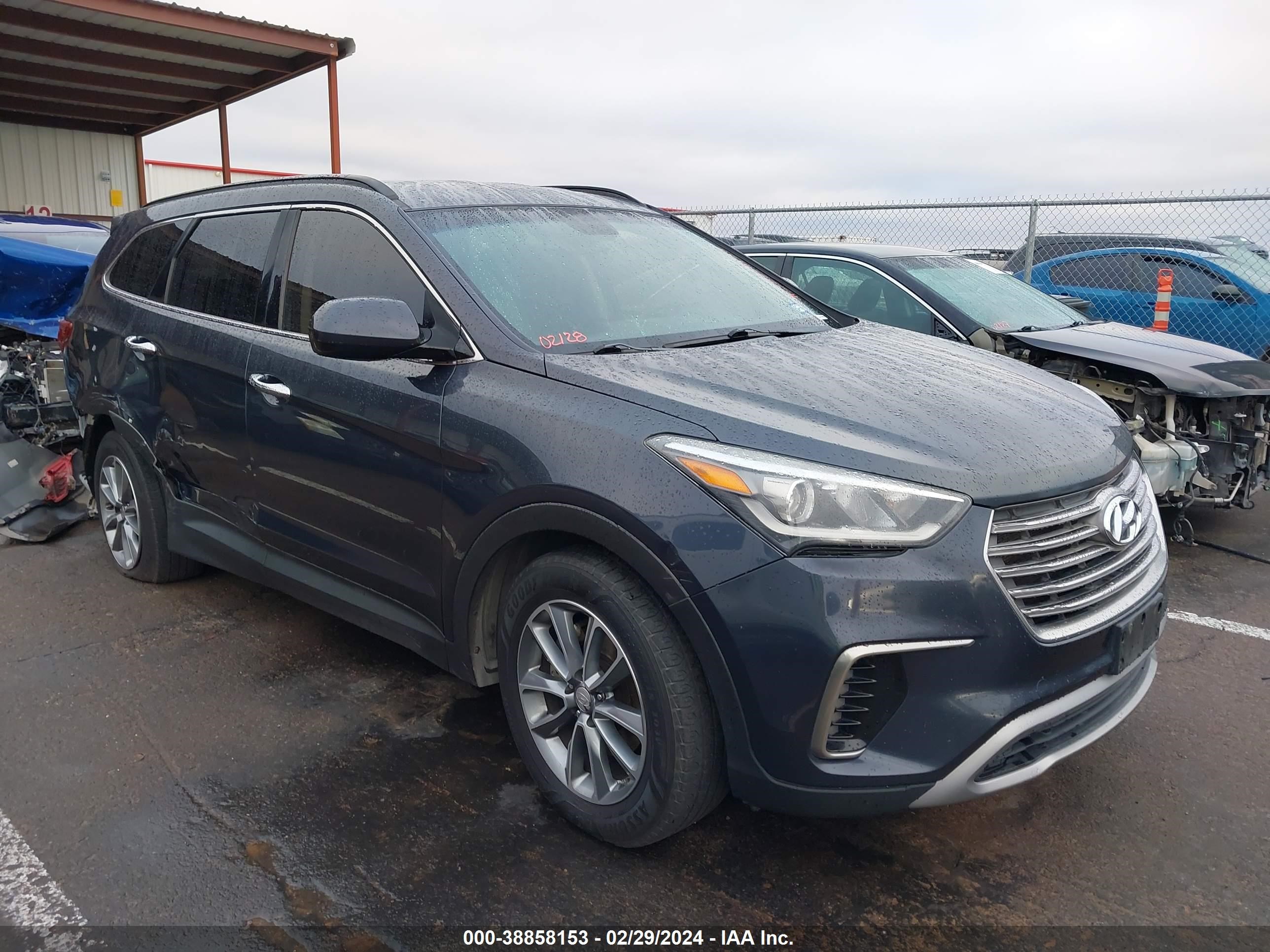 HYUNDAI SANTA FE 2017 km8sm4hf7hu241406