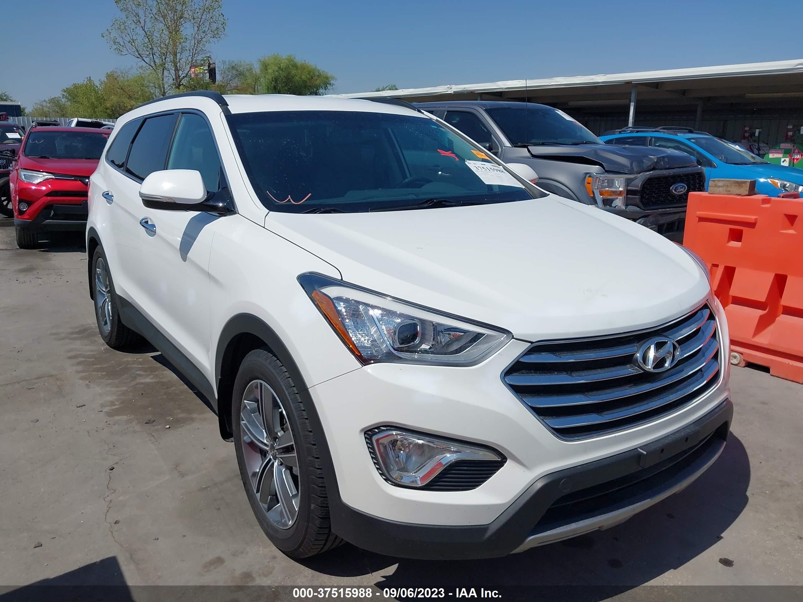 HYUNDAI SANTA FE 2015 km8sn4hf5fu106631