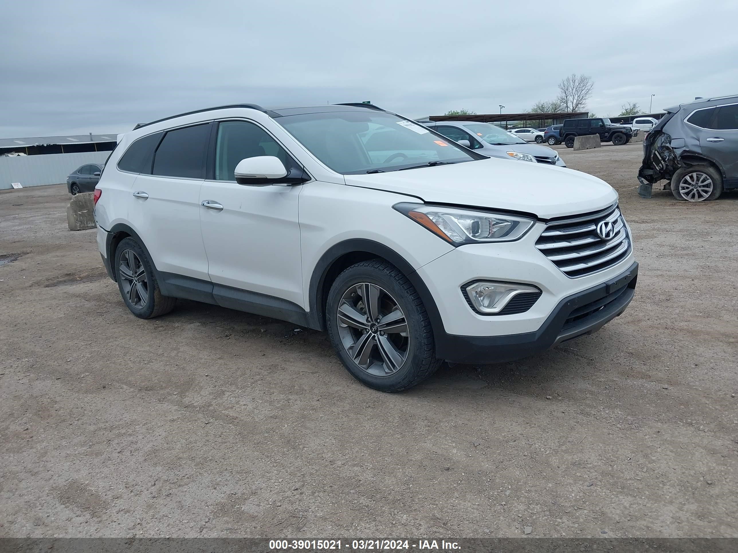 HYUNDAI SANTA FE 2014 km8sr4hf0eu052657