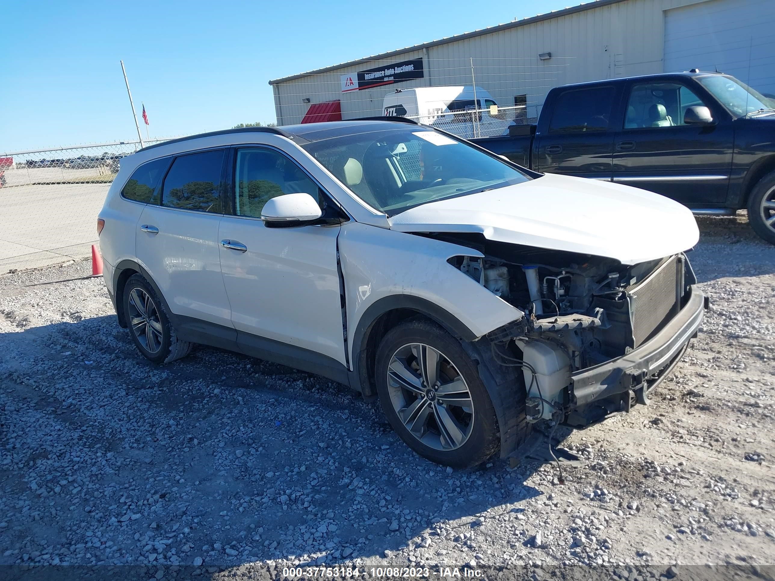 HYUNDAI SANTA FE 2016 km8sr4hf0gu140966