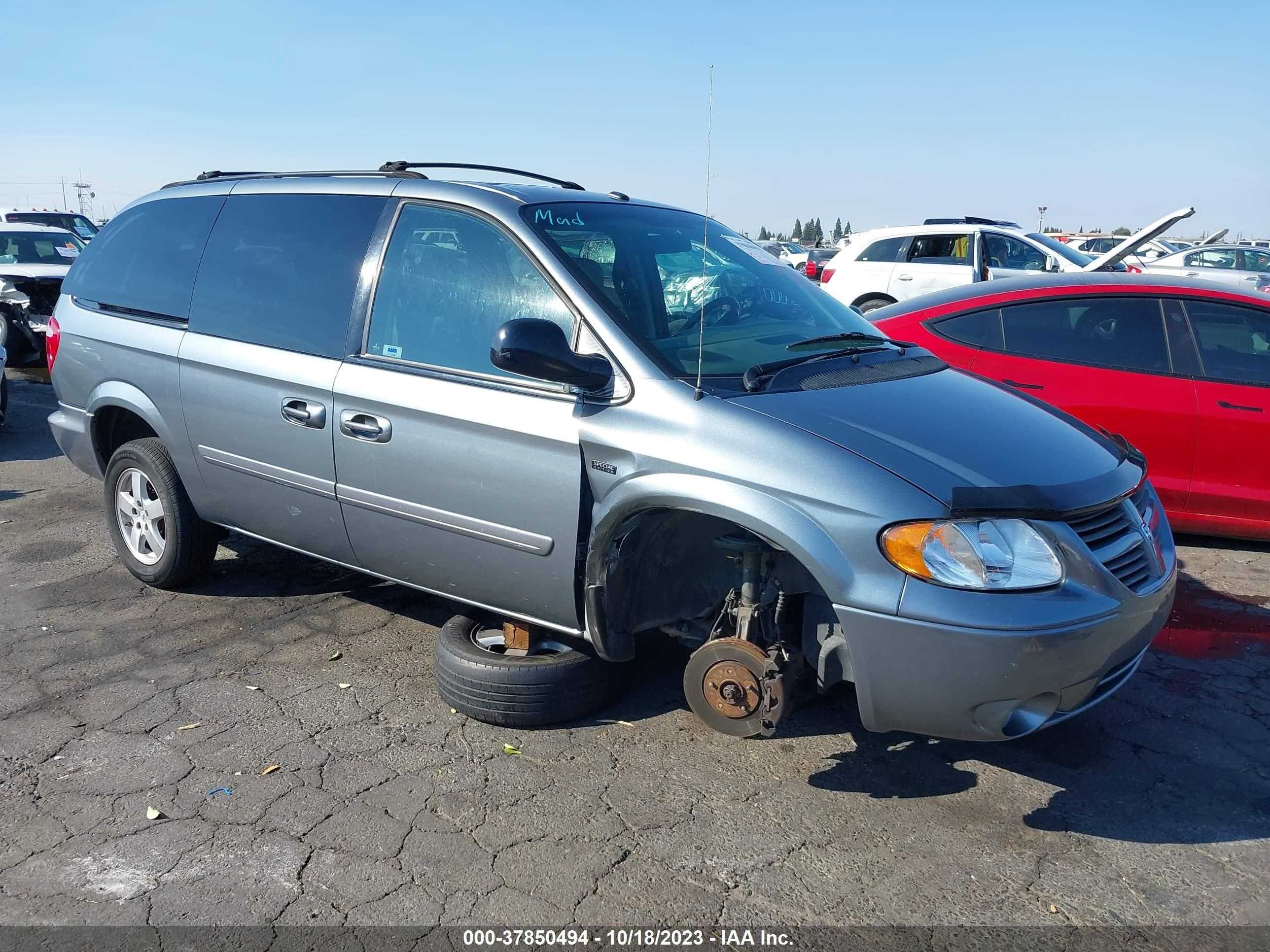 DODGE CARAVAN 2007 kmfgd27fpyu439799