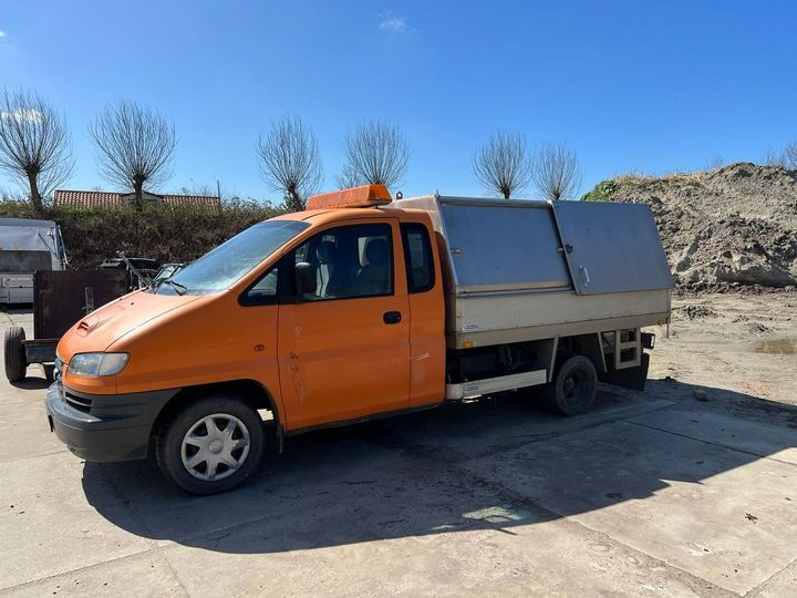 HYUNDAI H 200 2006 kmfyks7hp6u078076